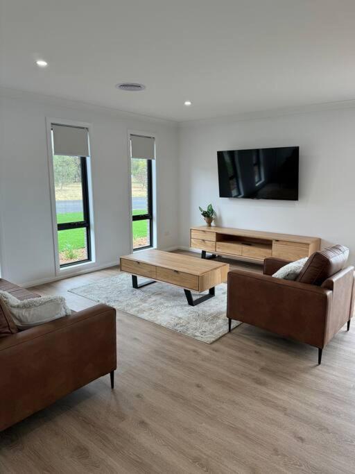 Four-Bedroom House photo 1