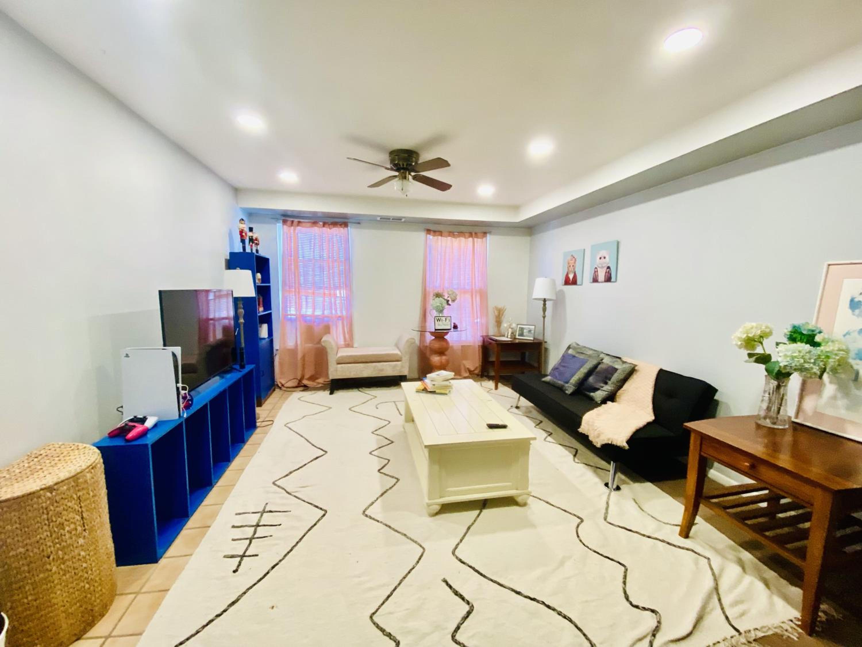Queen Room with Shared Bathroom