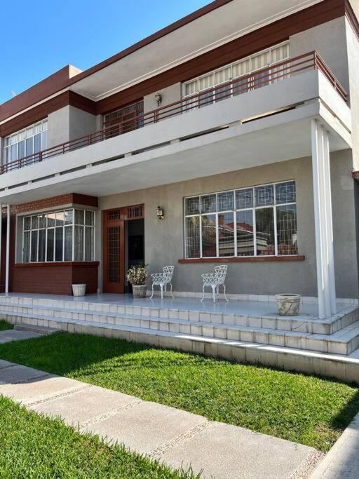 One-Bedroom House photo 2