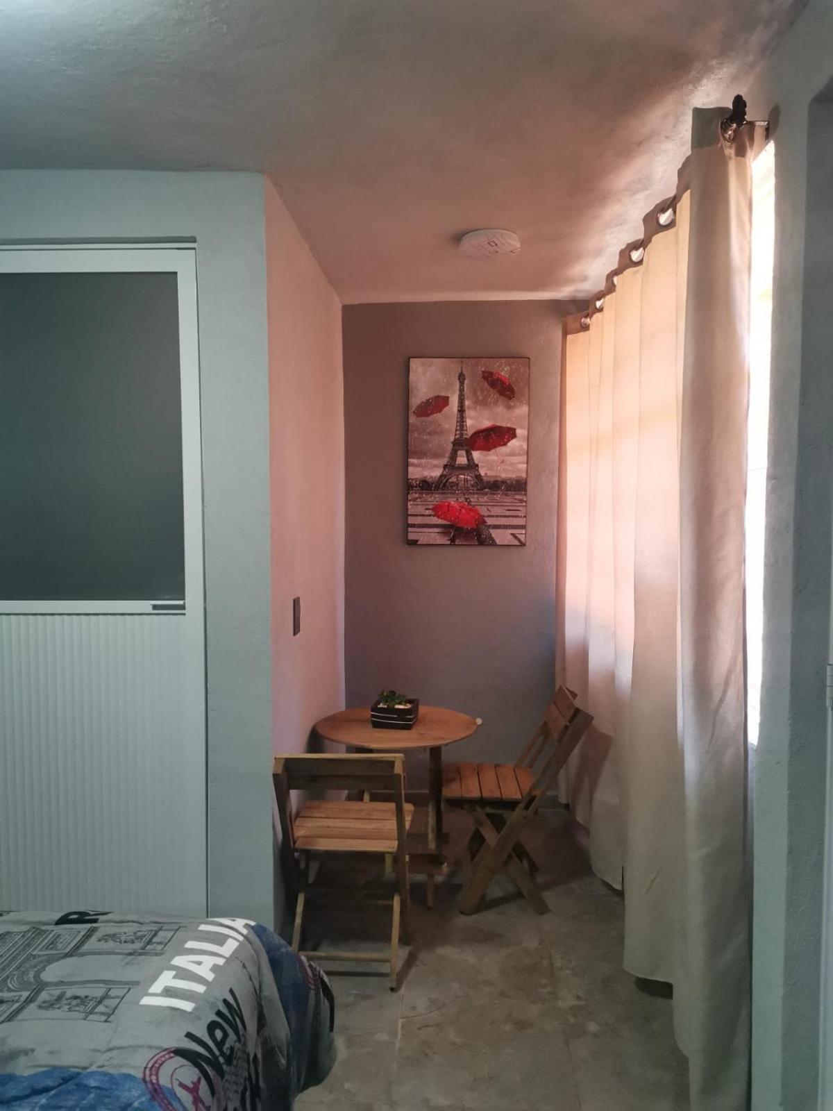 Family Room With Bathroom photo 3