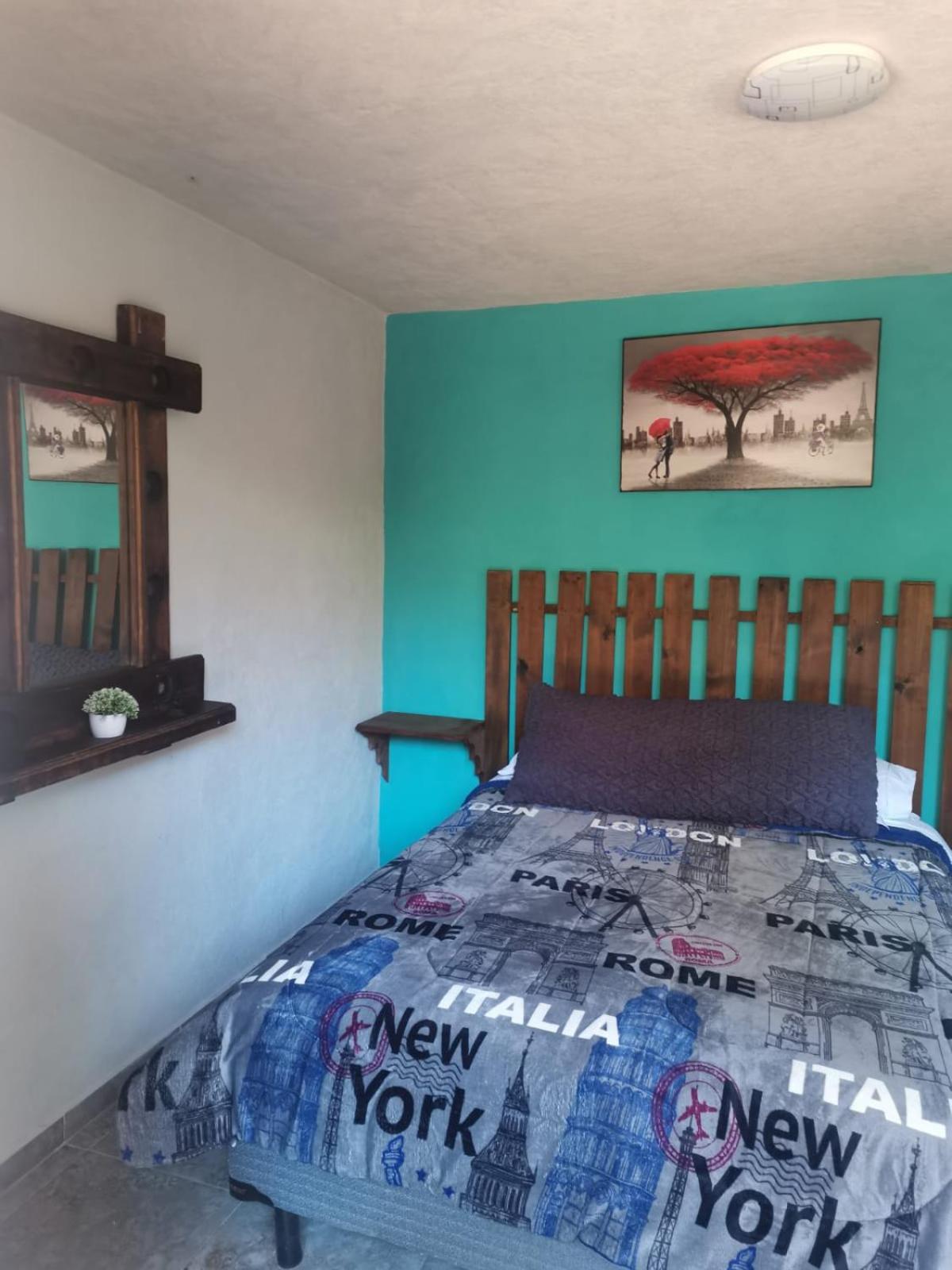 Family Room With Bathroom photo 2