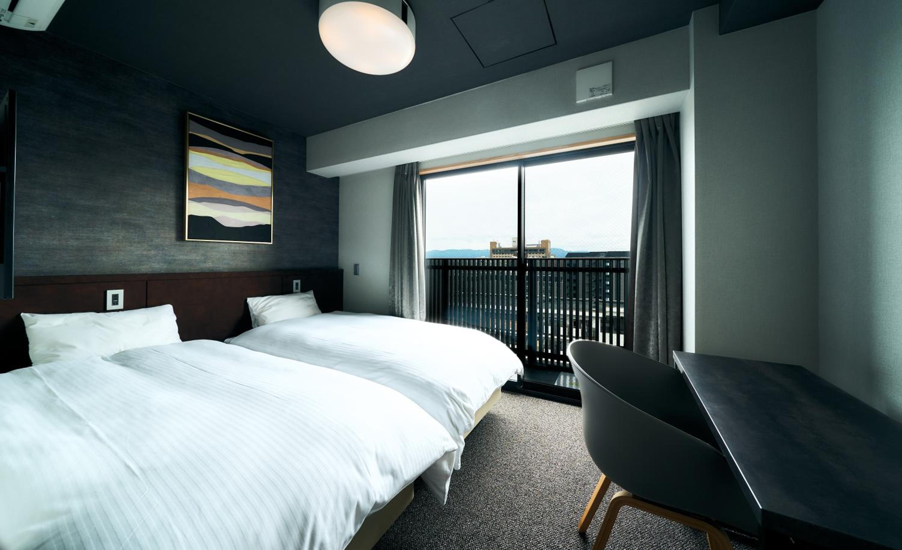 Standard Twin Room - Photo 3