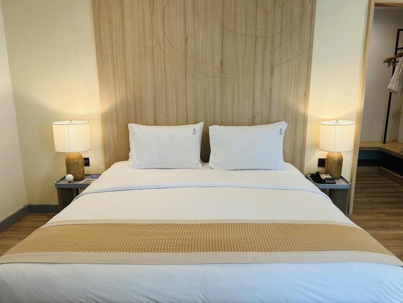 Beachfront Premier Room - Photo 2