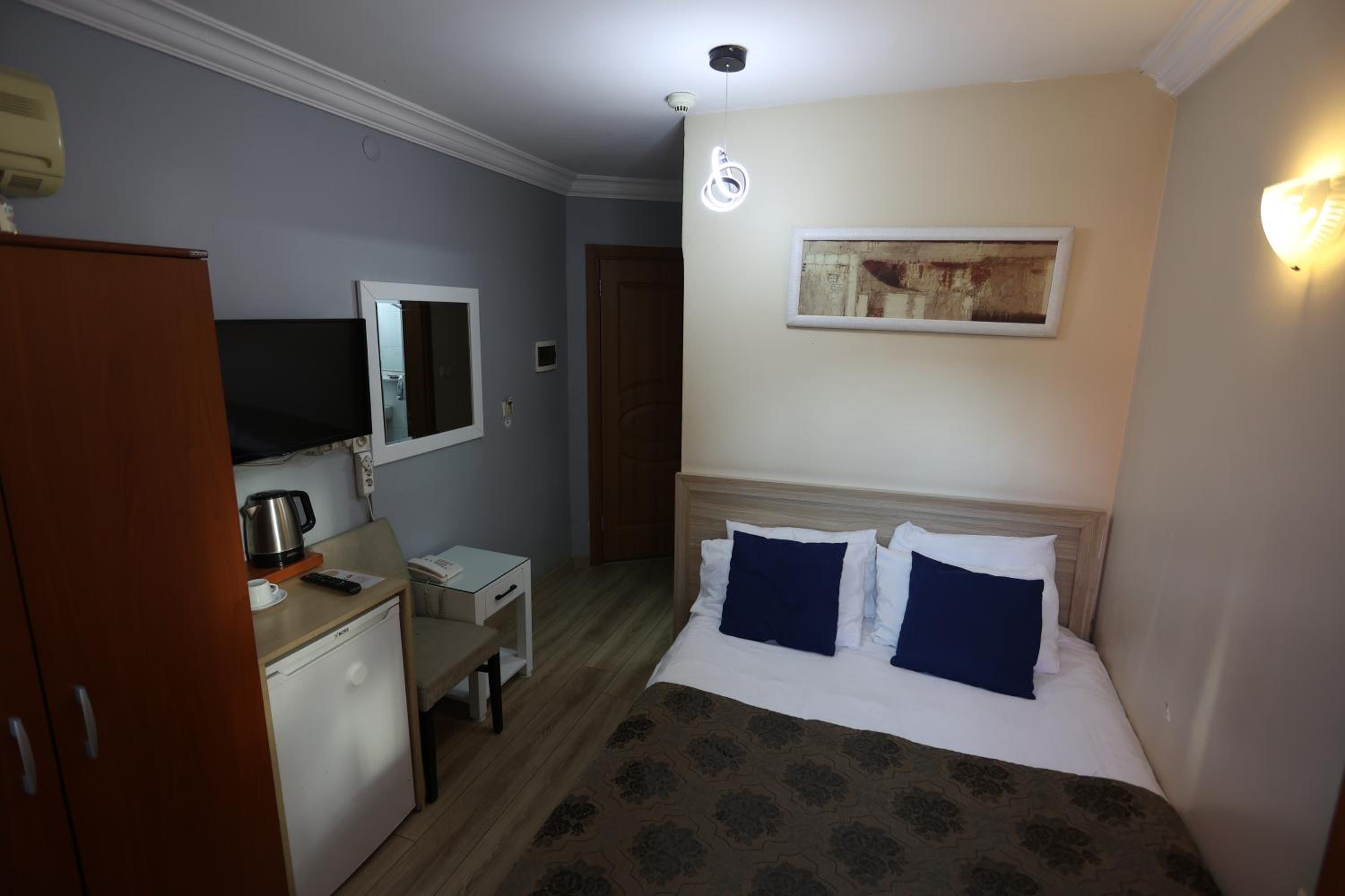 Economy Double Room - Ground Floor photo 3