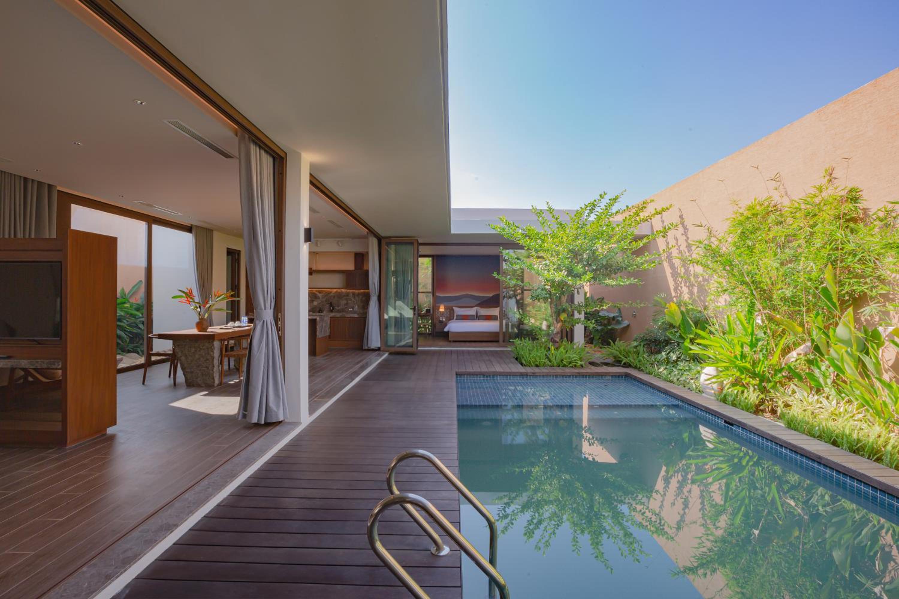 La Sen Three-Bedroom Villa - Photo 11