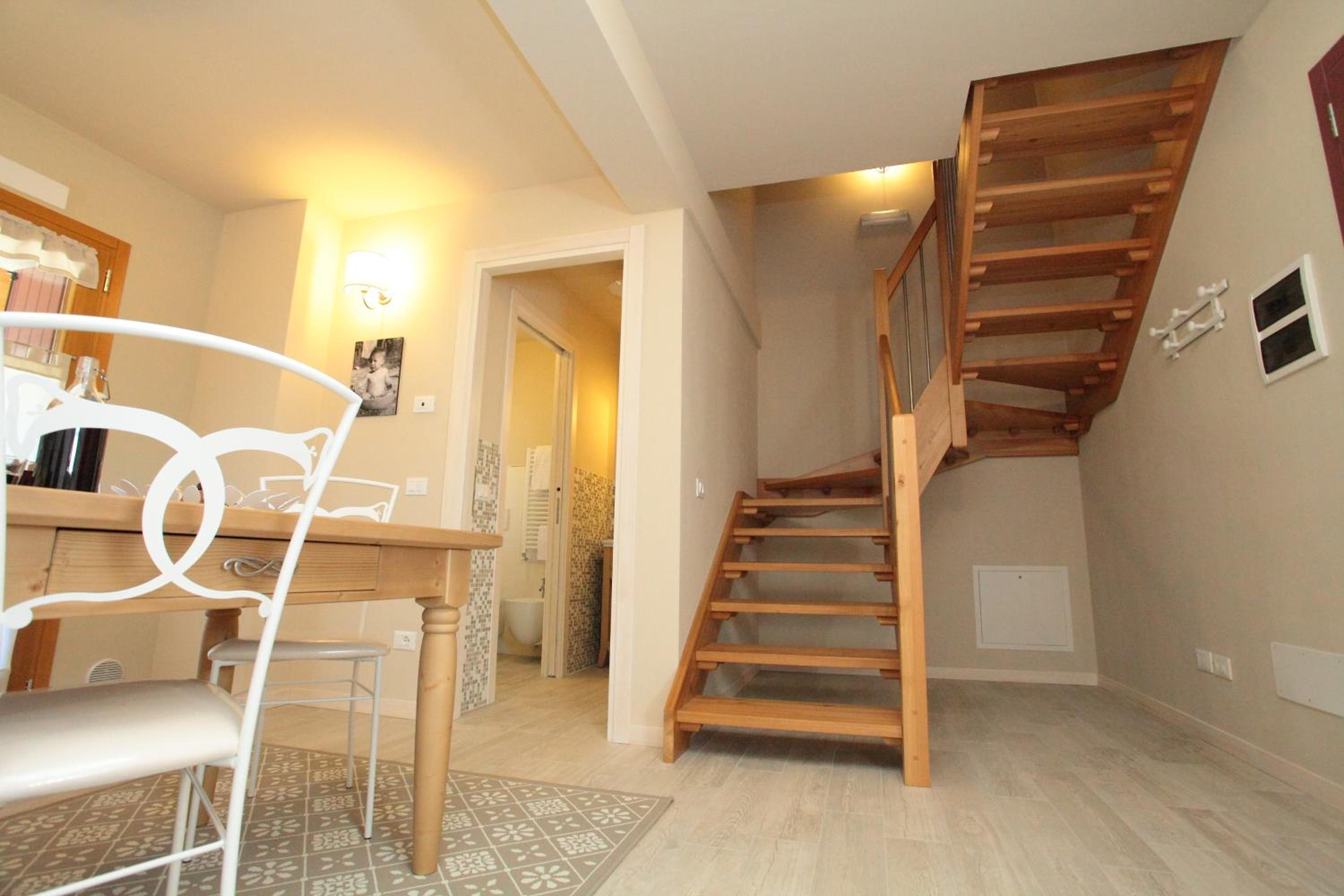 Apartment - Split Level photo 1