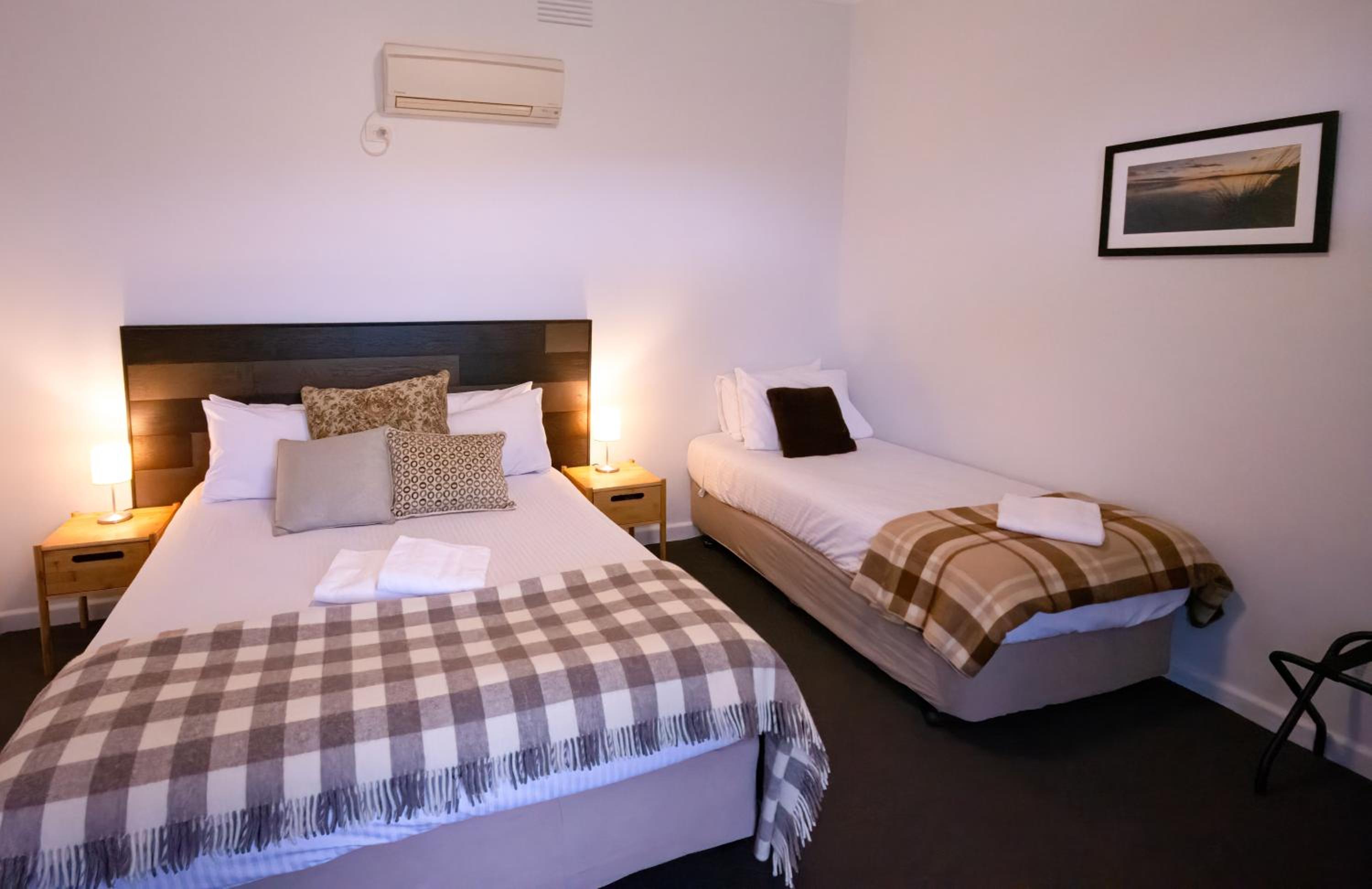 Double or Twin Room with Spa Bath photo 3