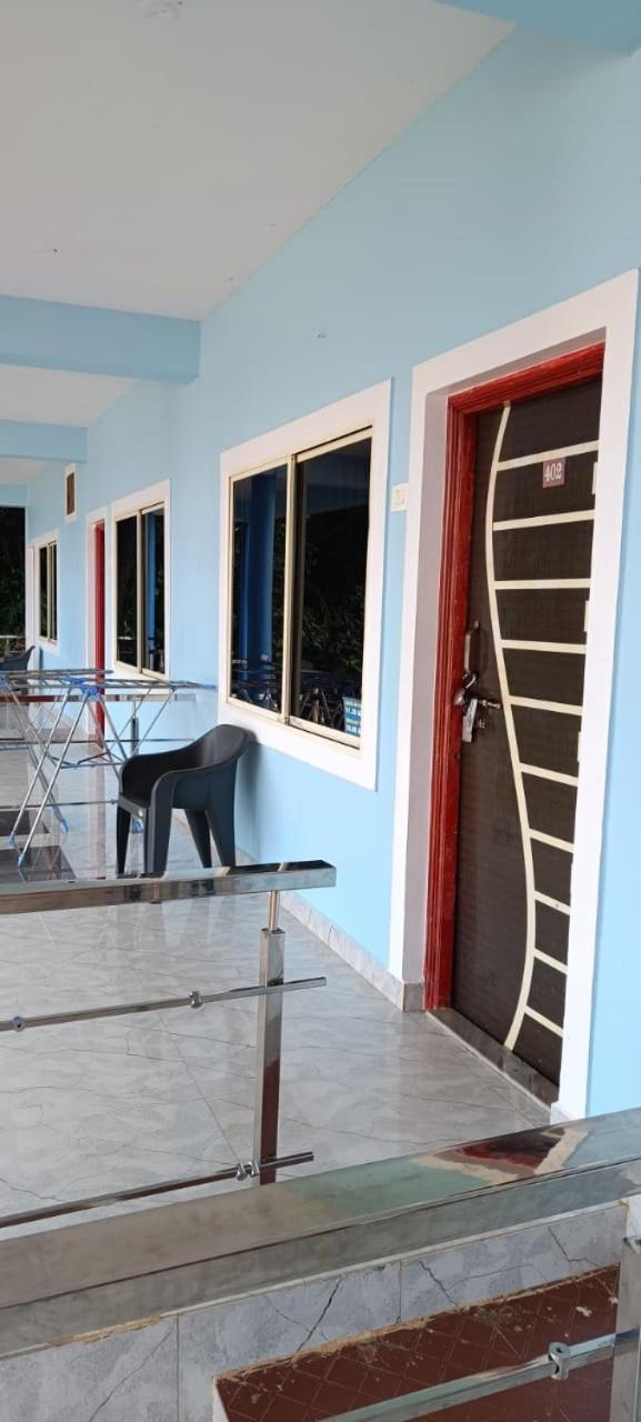 Deluxe Double Room with Sea View - Photo 10