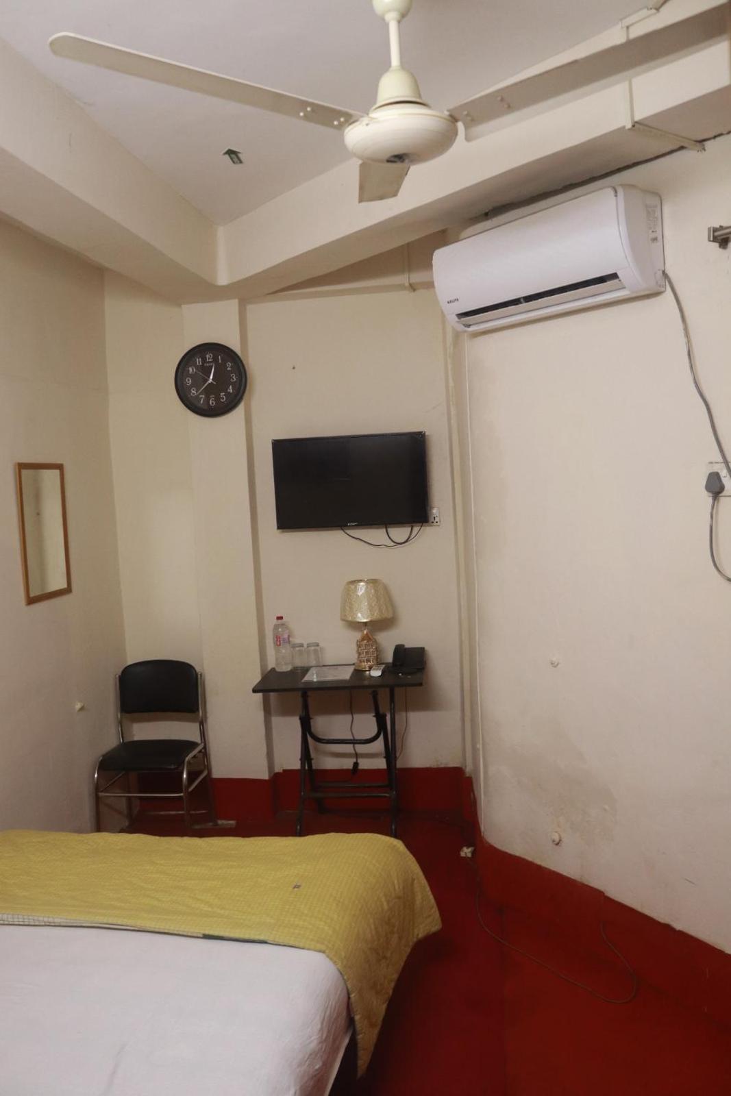 Standard Double Room photo 2