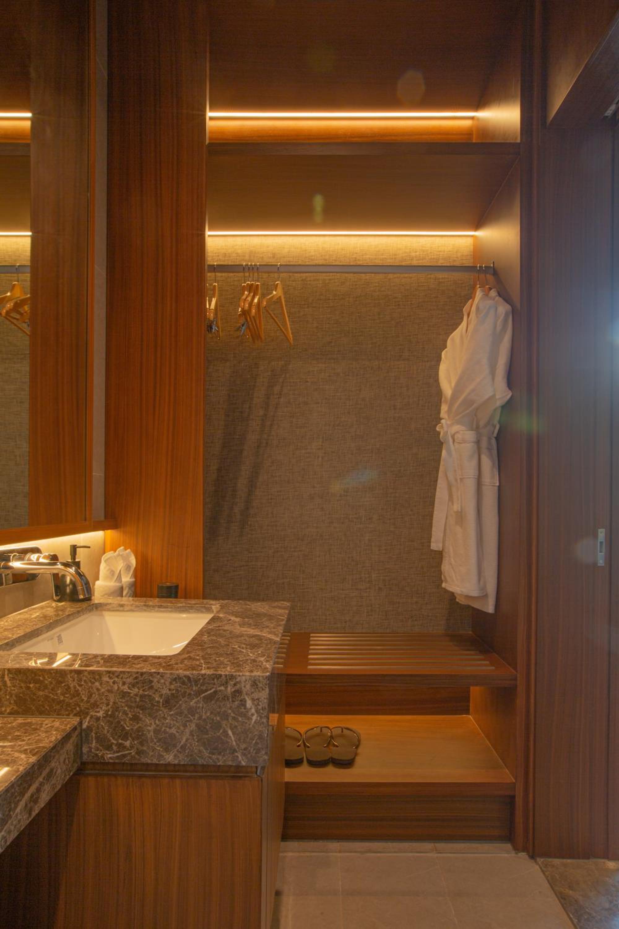 La Minh Two-Bedroom Villa - Photo 2