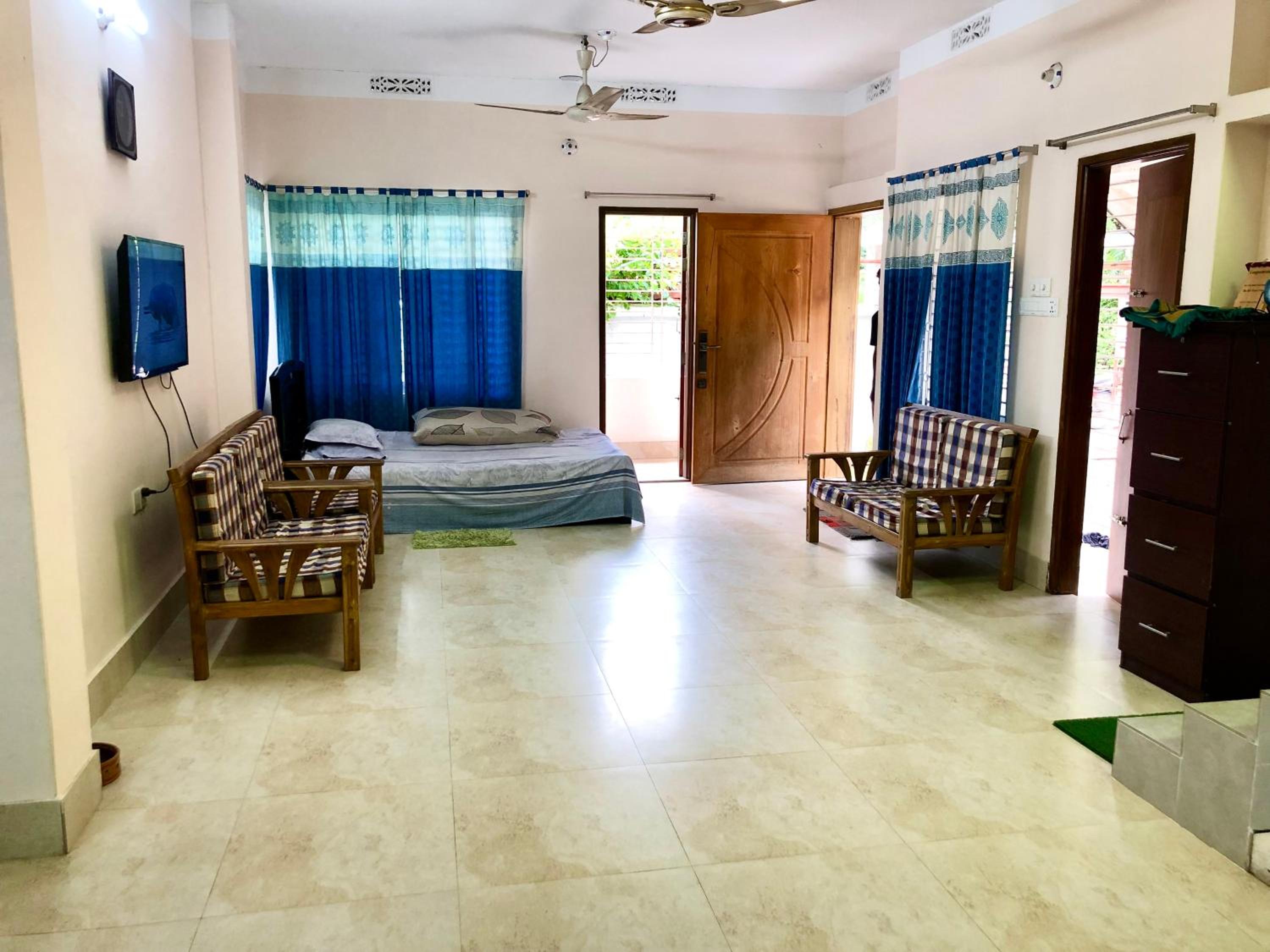One-Bedroom House photo 2