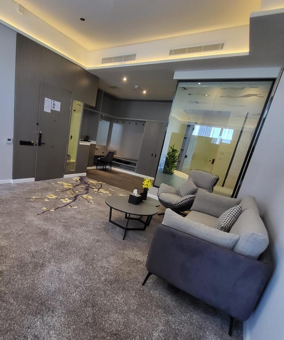 Two-Bedroom Suite photo 2