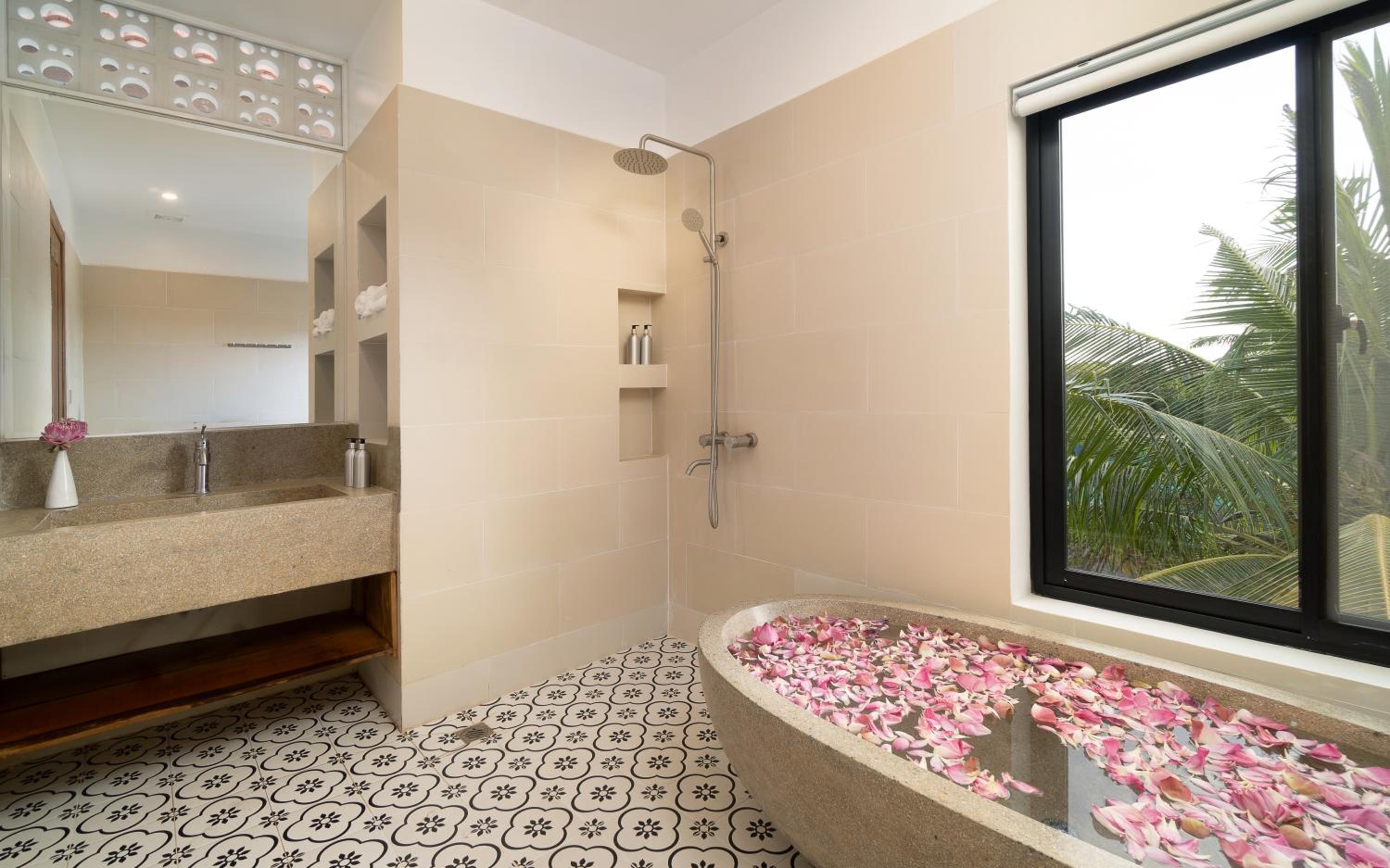 The Luxury Private Villa| Includes Afternoon Tea & Tree Planting by The Nature photo 2