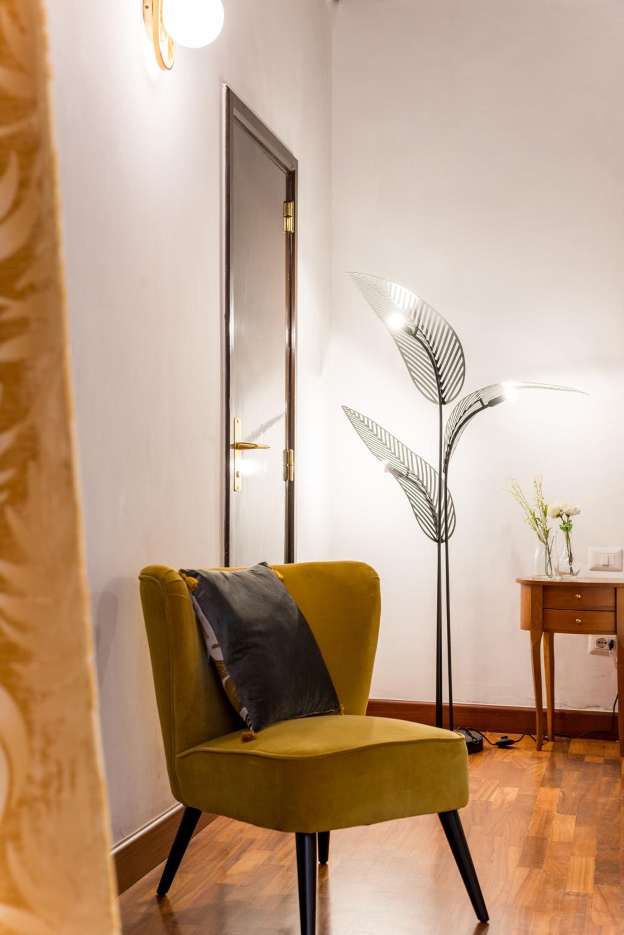 Deluxe King Room photo 2