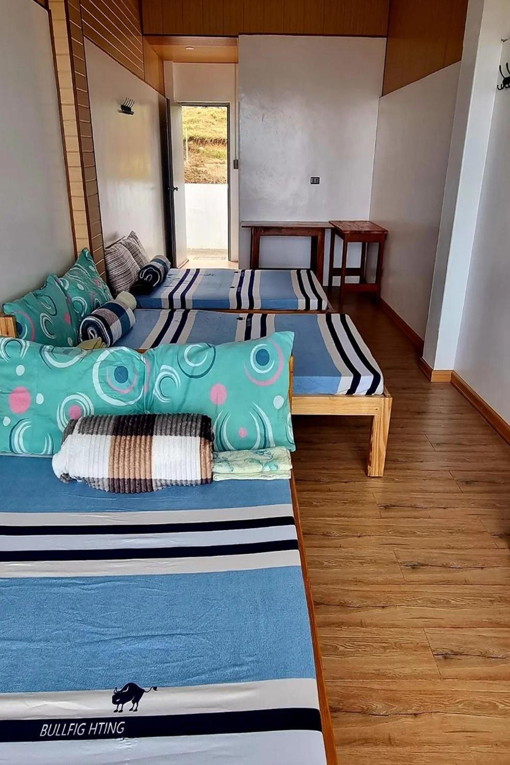 Suite with Mountain View - Photo 2