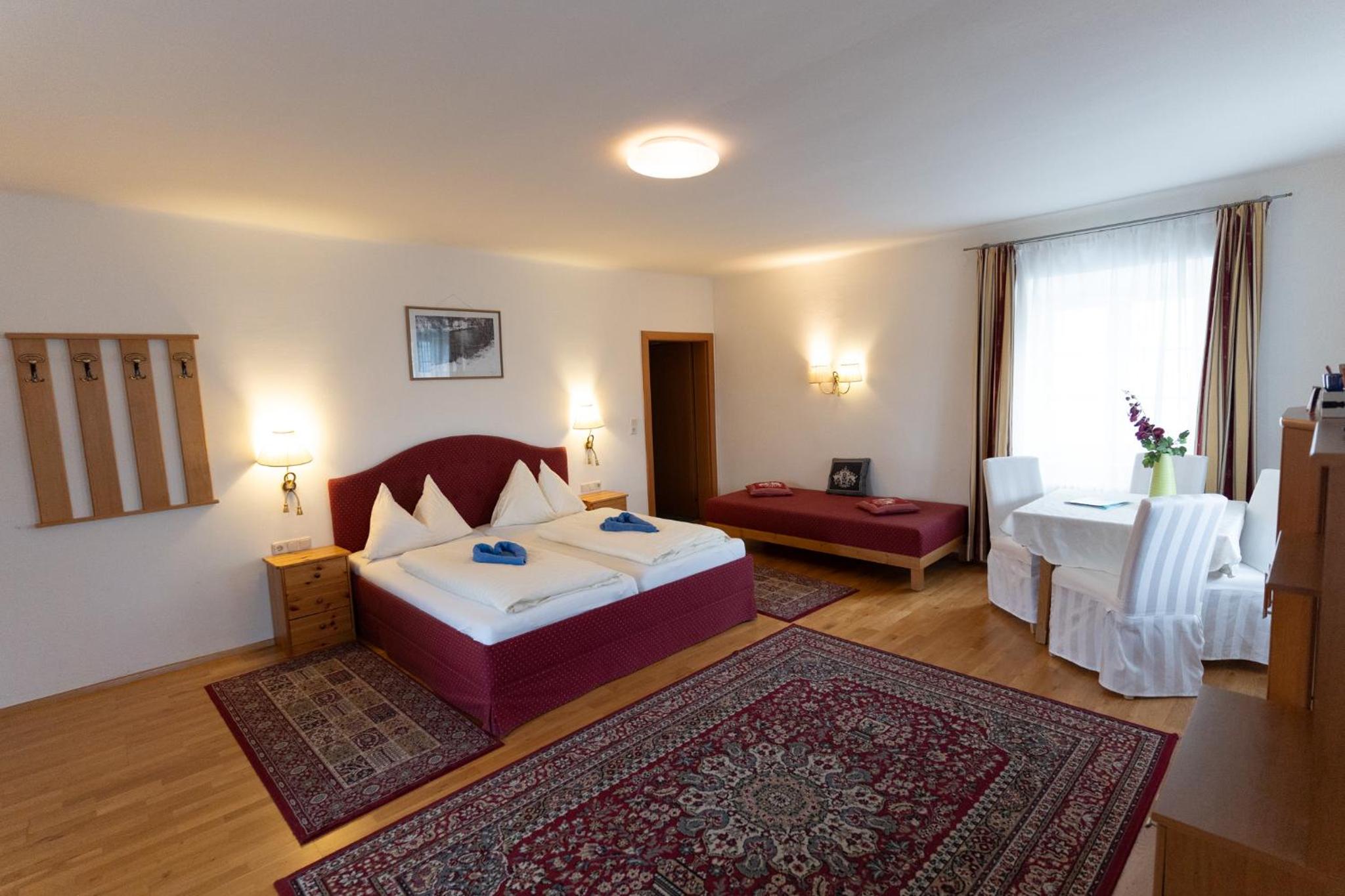 Deluxe Double Room photo 2