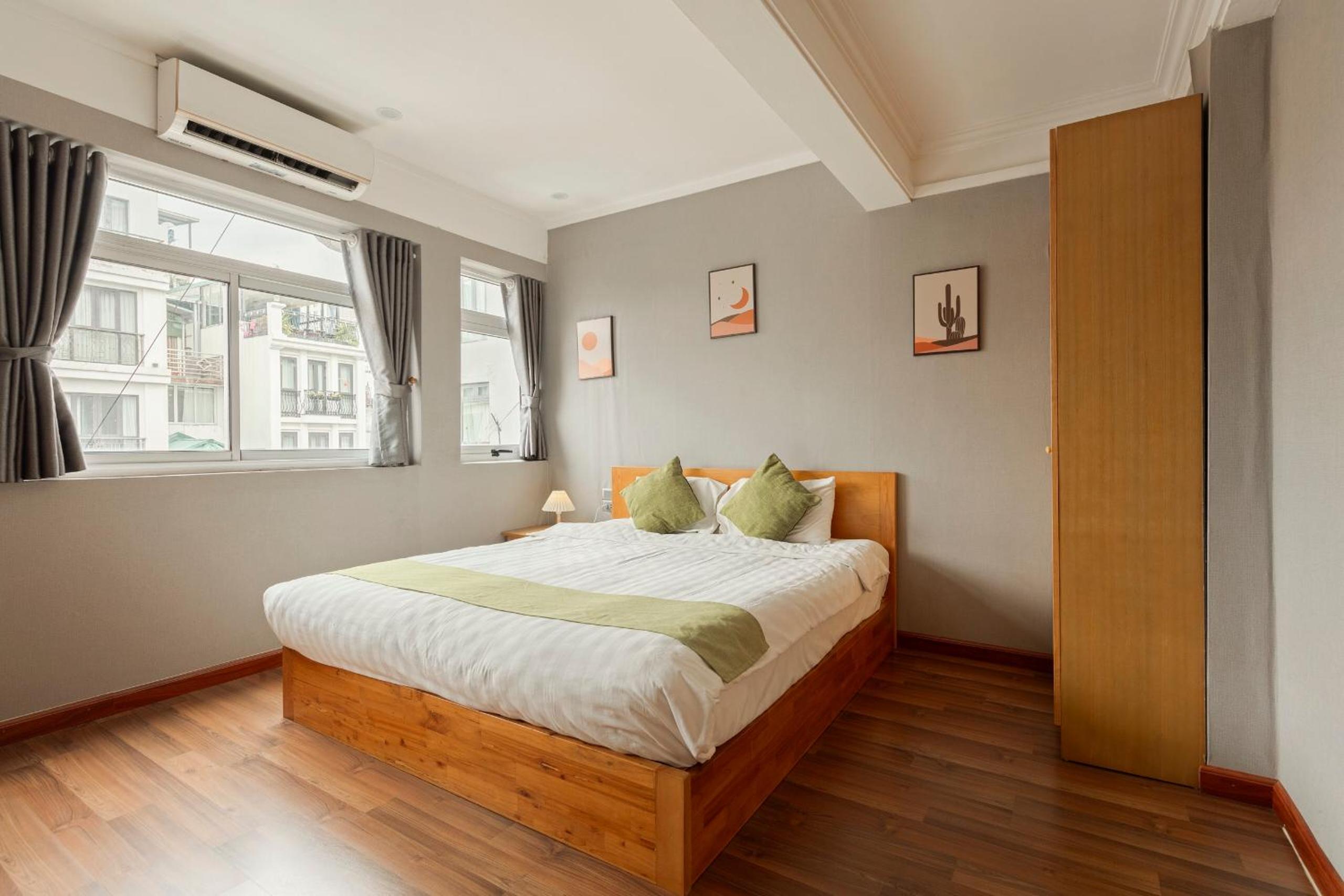 Queen Room
