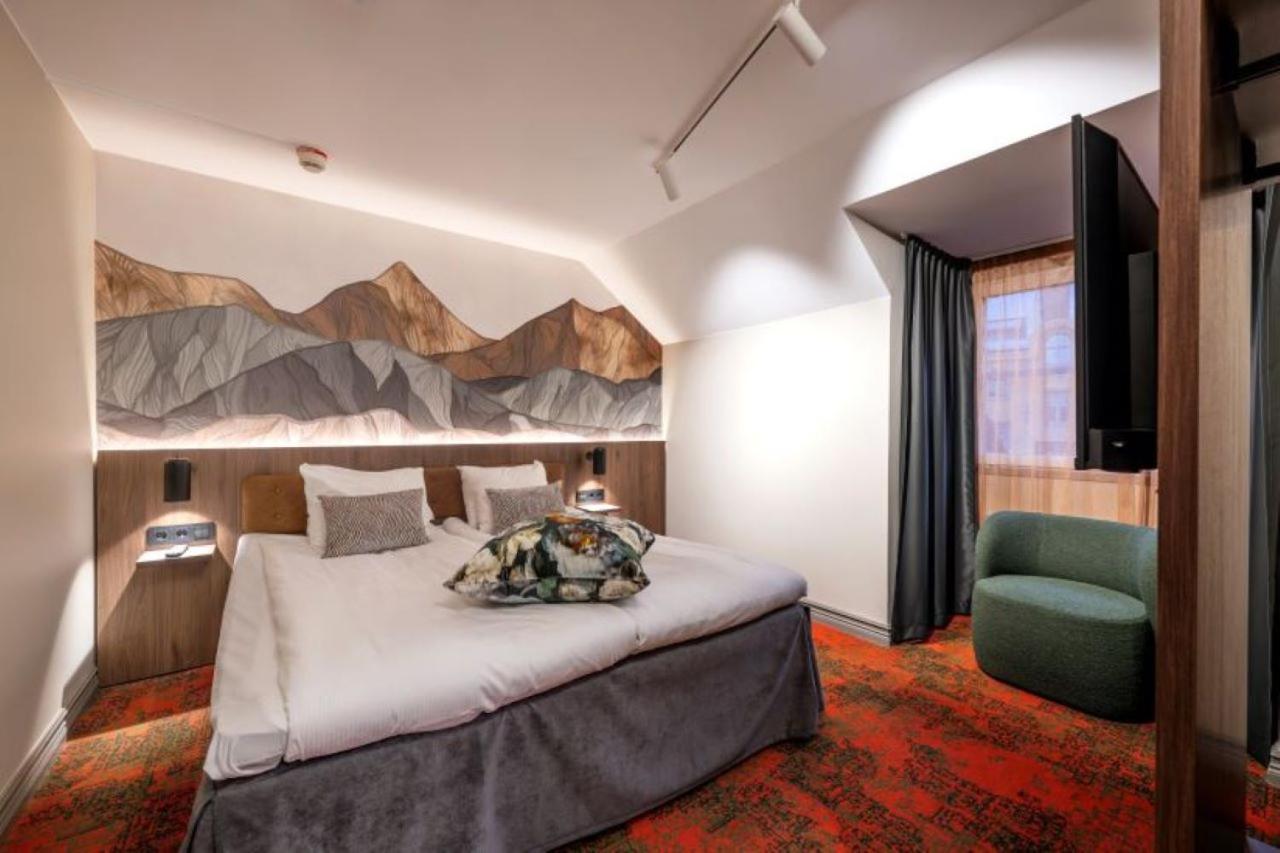 Compact Double Room - Photo 3