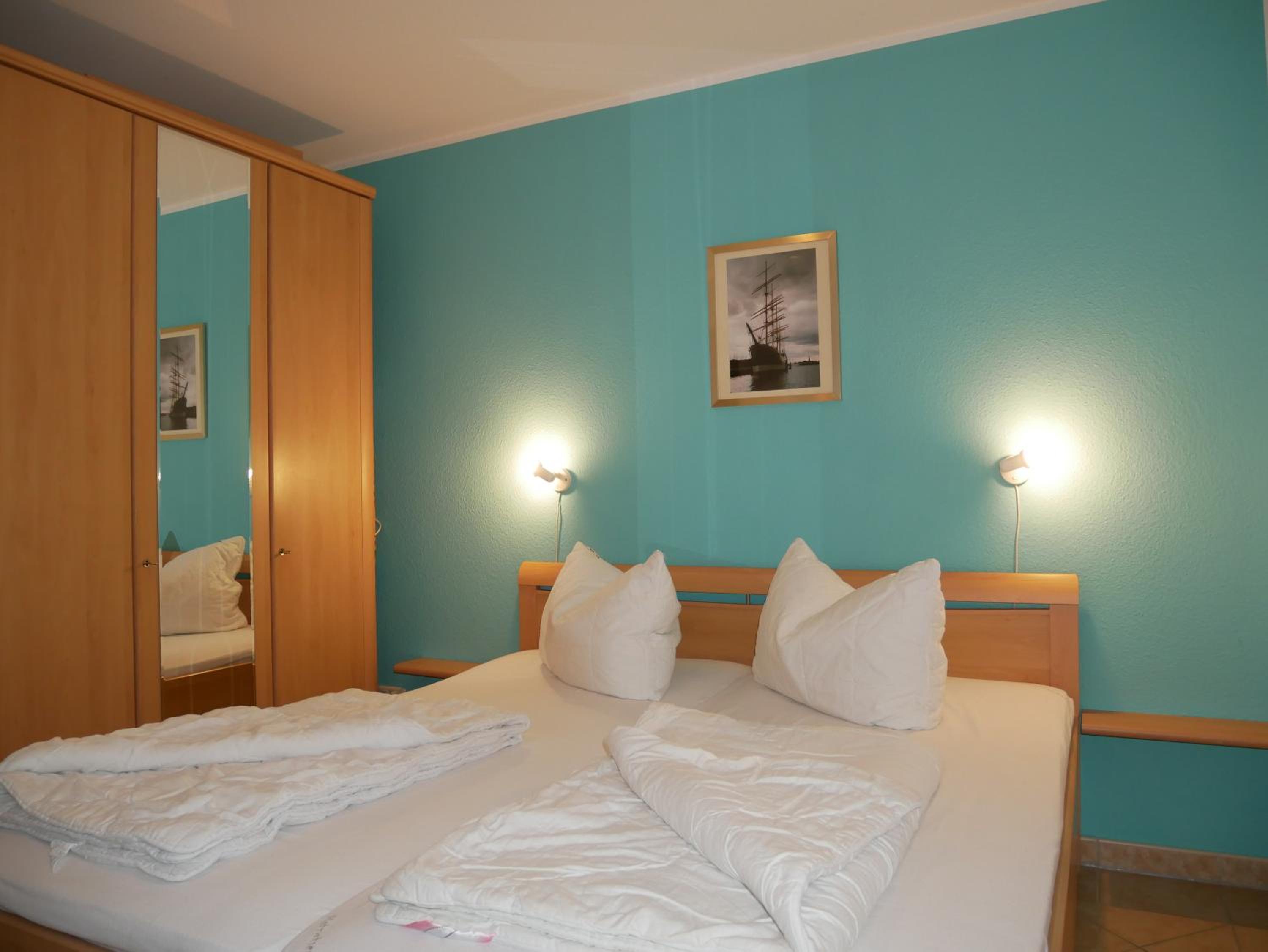 One-Bedroom Apartment with Terrace photo 3