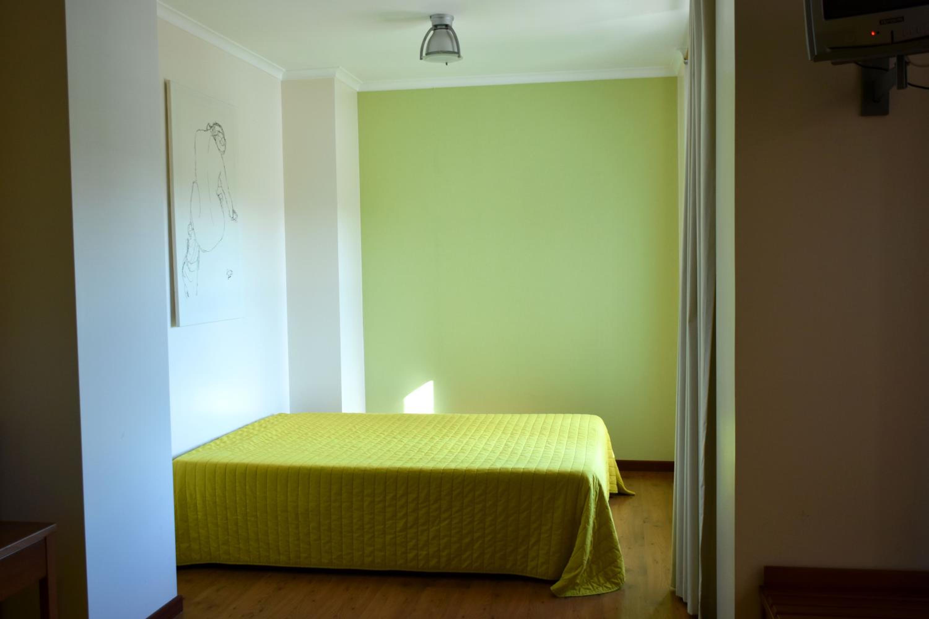 Family Room (4 People) - Photo 10