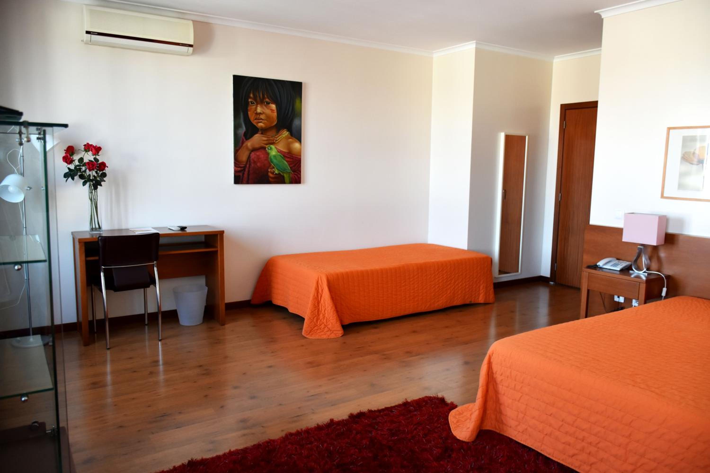 Family Room (4 People) - Photo 12