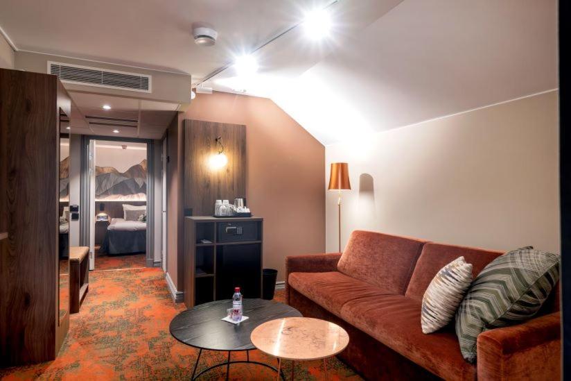 Deluxe Double Room - Photo 1