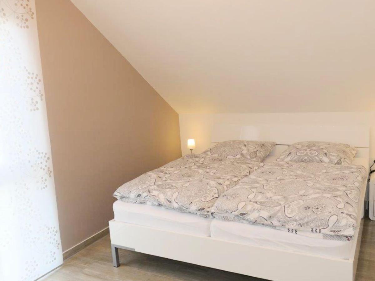 Three-Bedroom Apartment photo 1