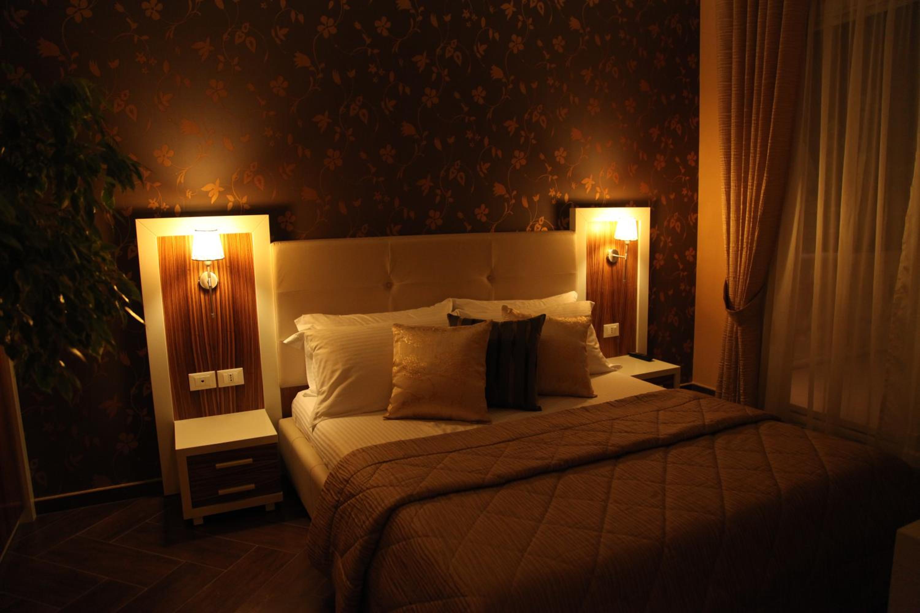Standard Family Suite with Balcony and Sea View