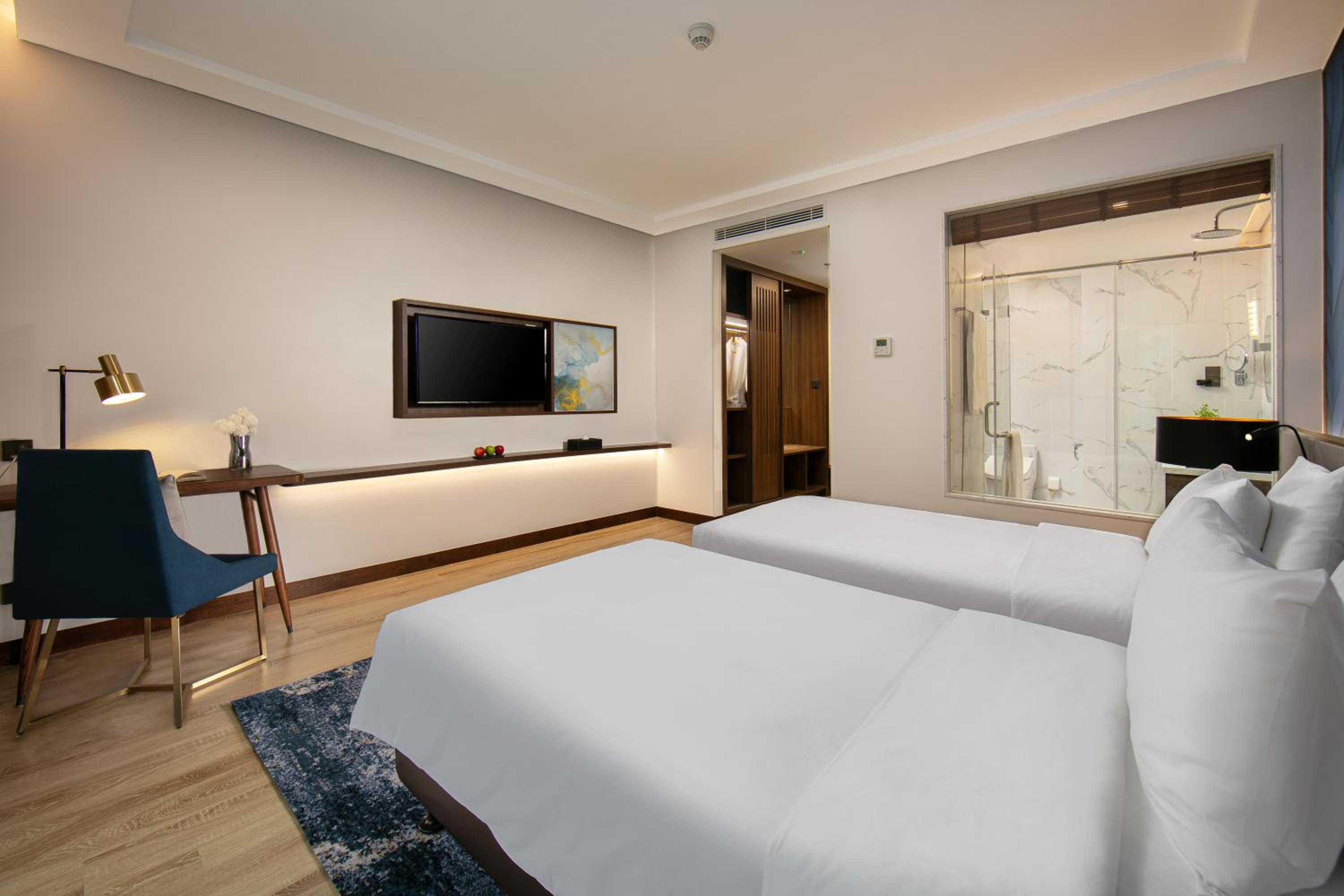 Deluxe Twin Room - Free Chocolate Hour 16:00 to 17:00 thumbnail 5