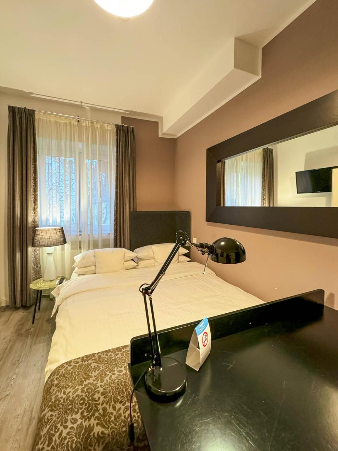 Superior Double Room - Photo 2
