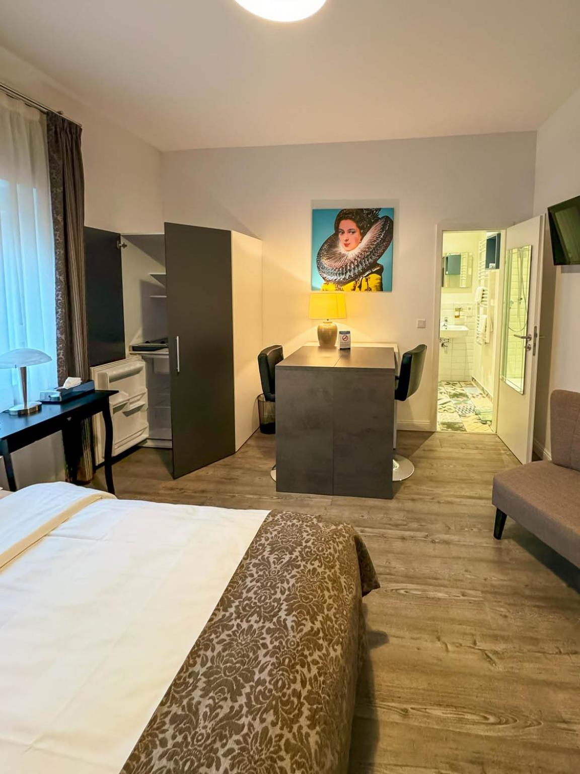 Deluxe Single Room photo 3