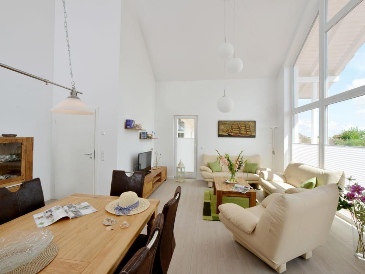 Apartment photo 2
