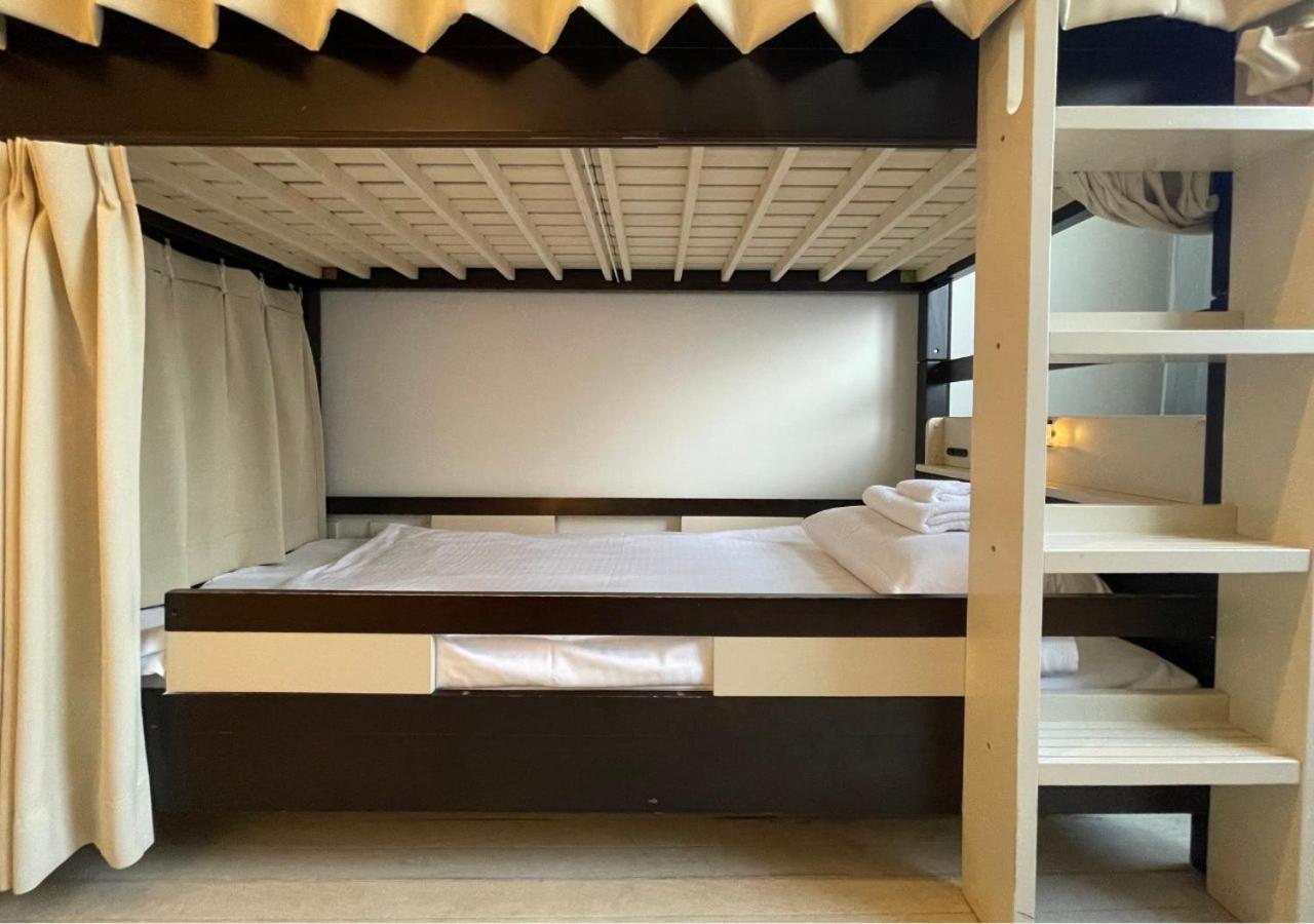 Bunk Bed in Mixed Dormitory Room
