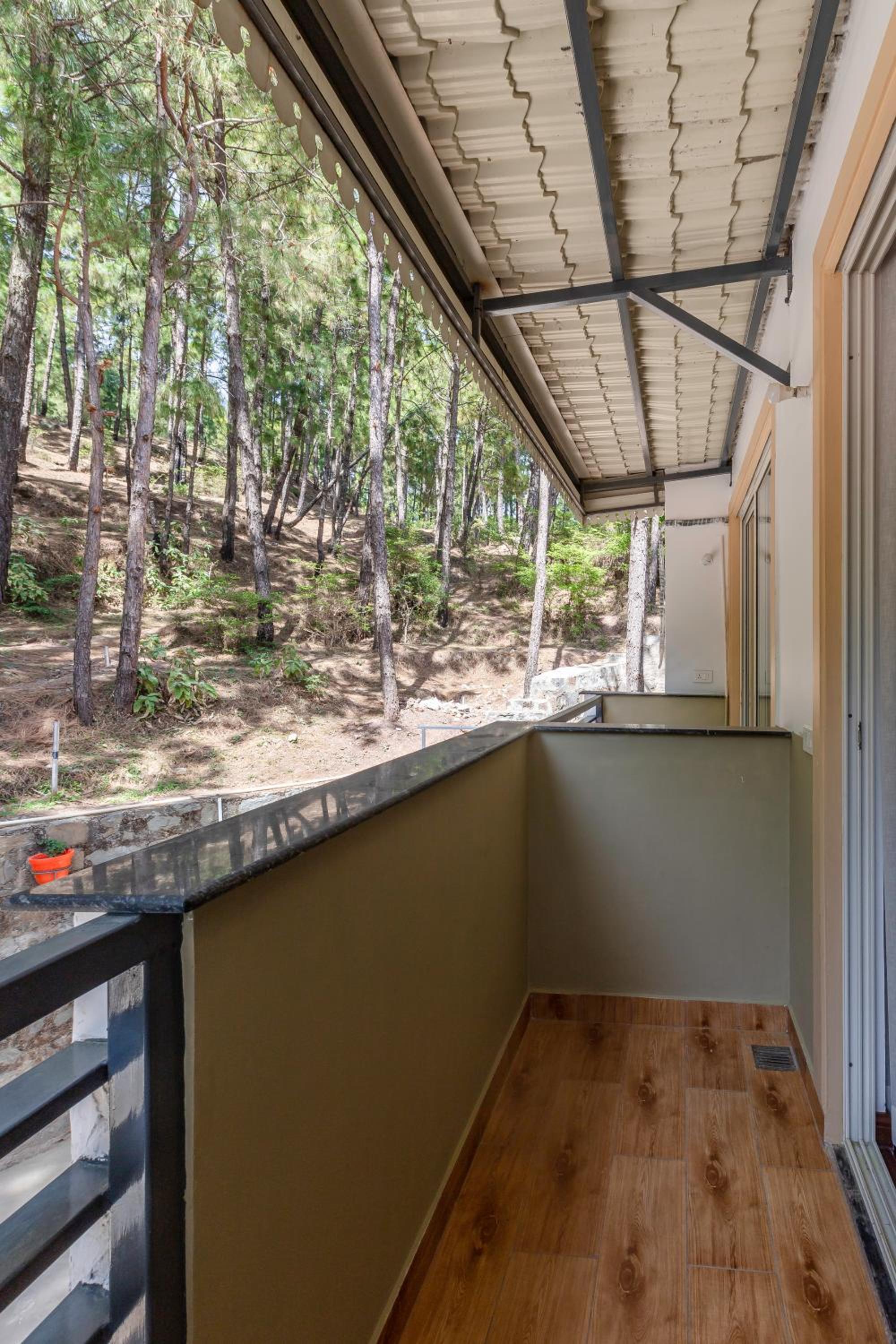 Double Room with Balcony photo 3