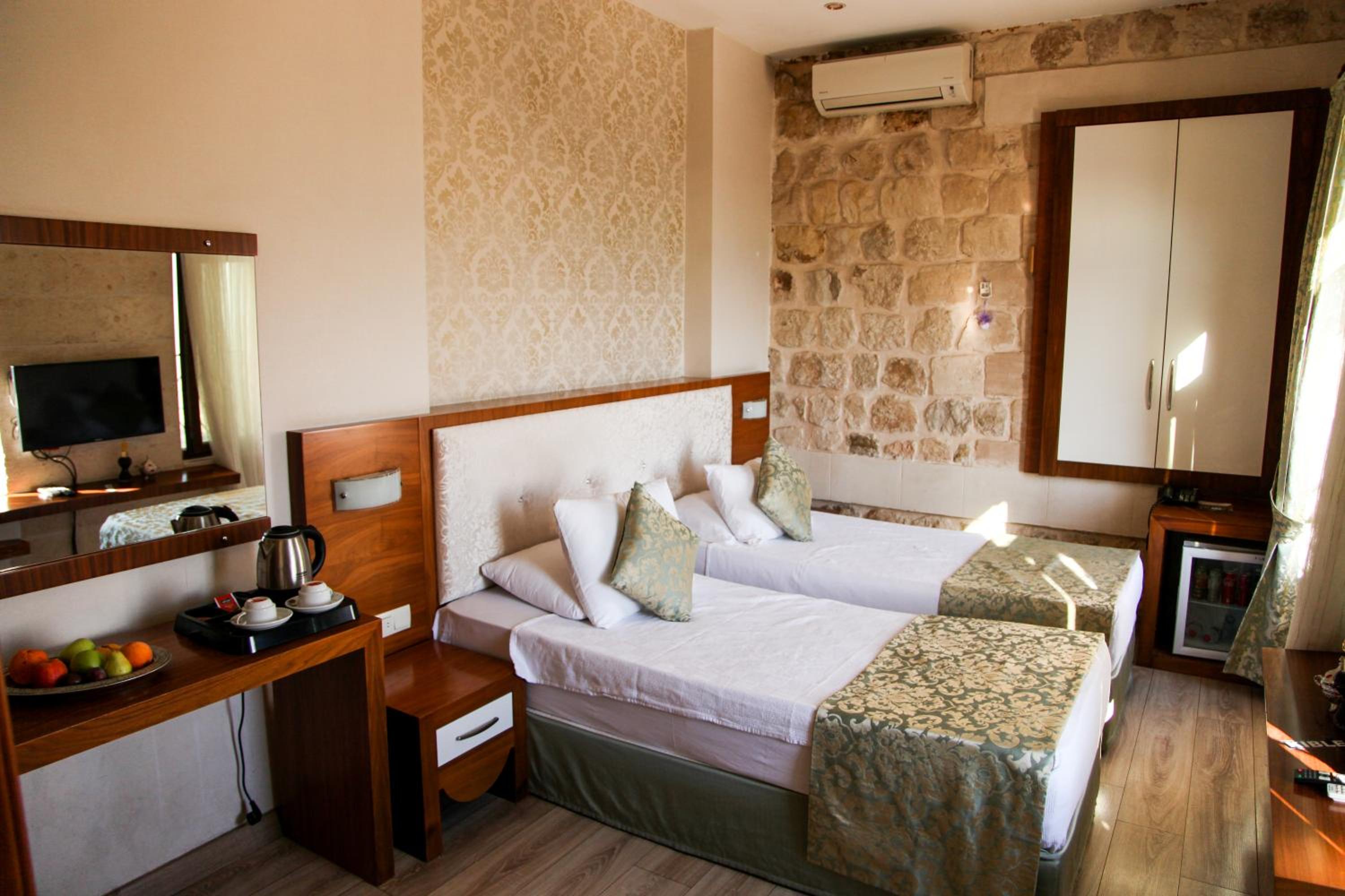 Superior Twin Room with City View