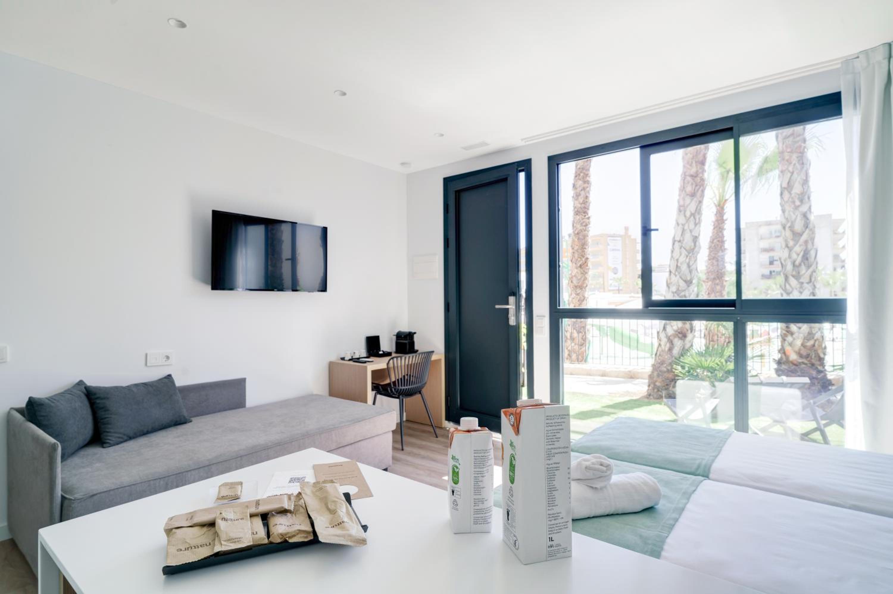 Double Room with Terrace - Photo 7