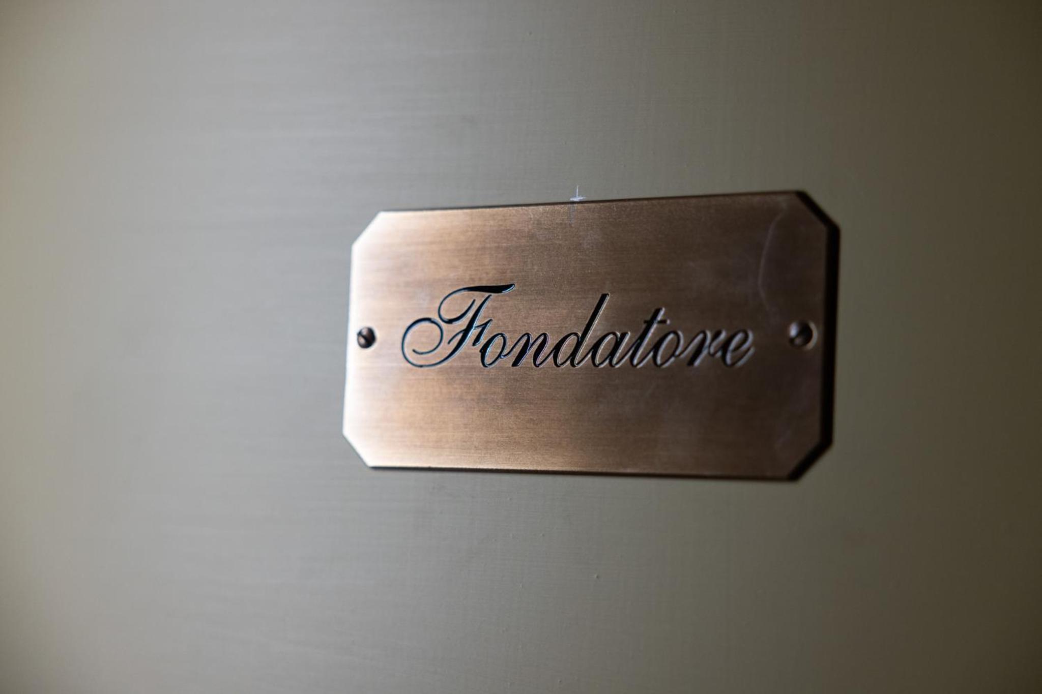 Deluxe Junior Suite photo 2