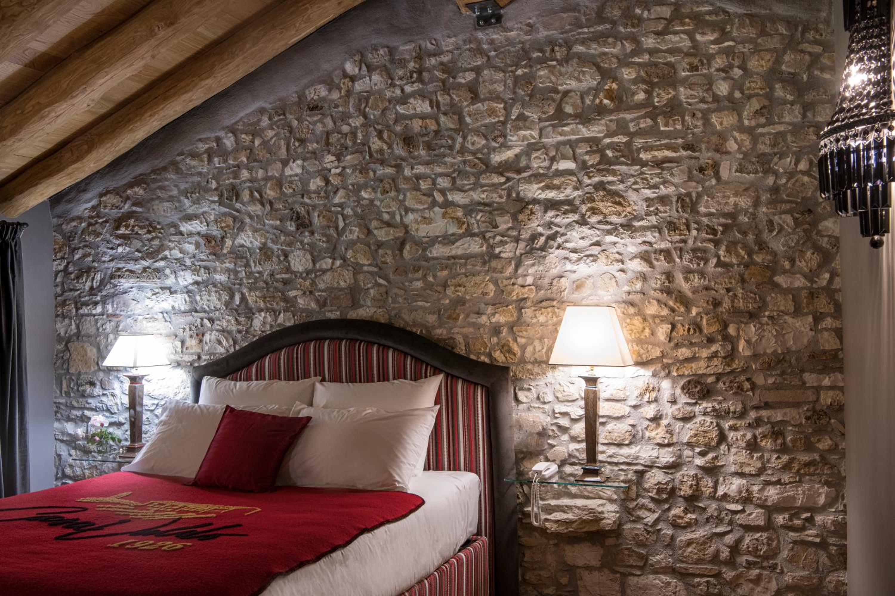 Standard Double or Twin Room photo 1