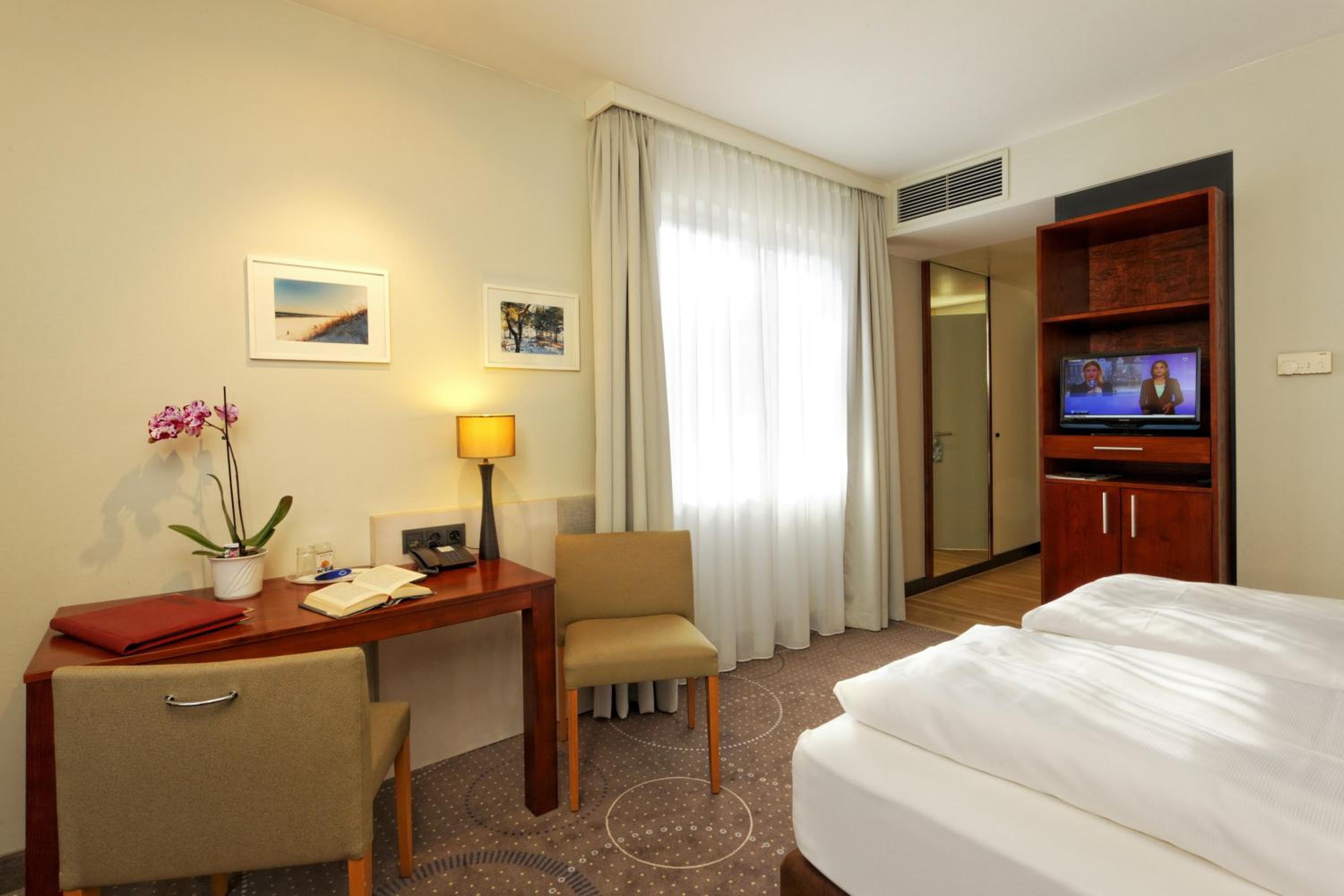 Standard Single Room photo 2