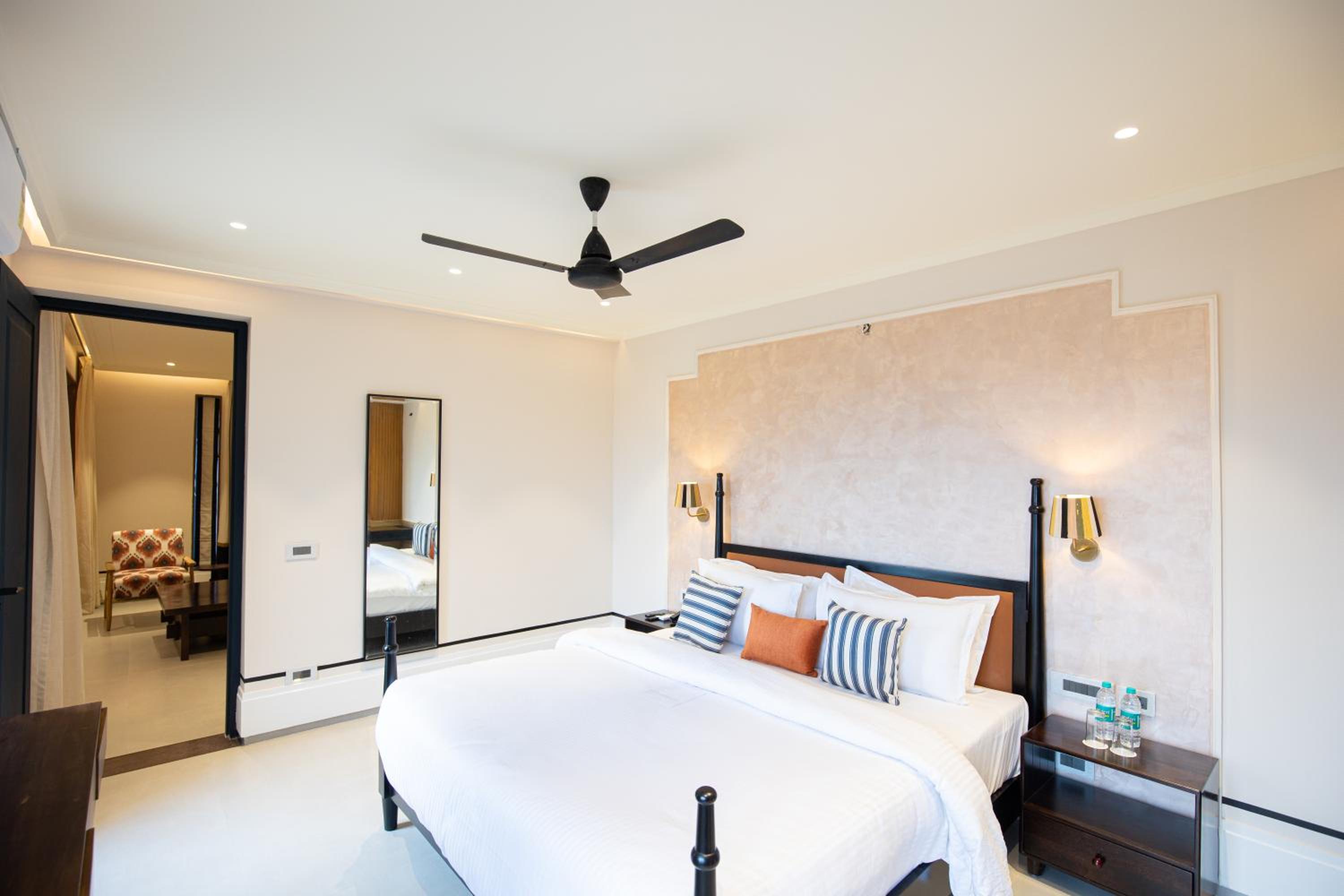 Two-Bedroom Suite - 20% off on Lunch ,Happy Hours(12pm-6pm) 1+1 on mocktail or cocktail, Live Music (Thu to Sun, 8 pm onwards)