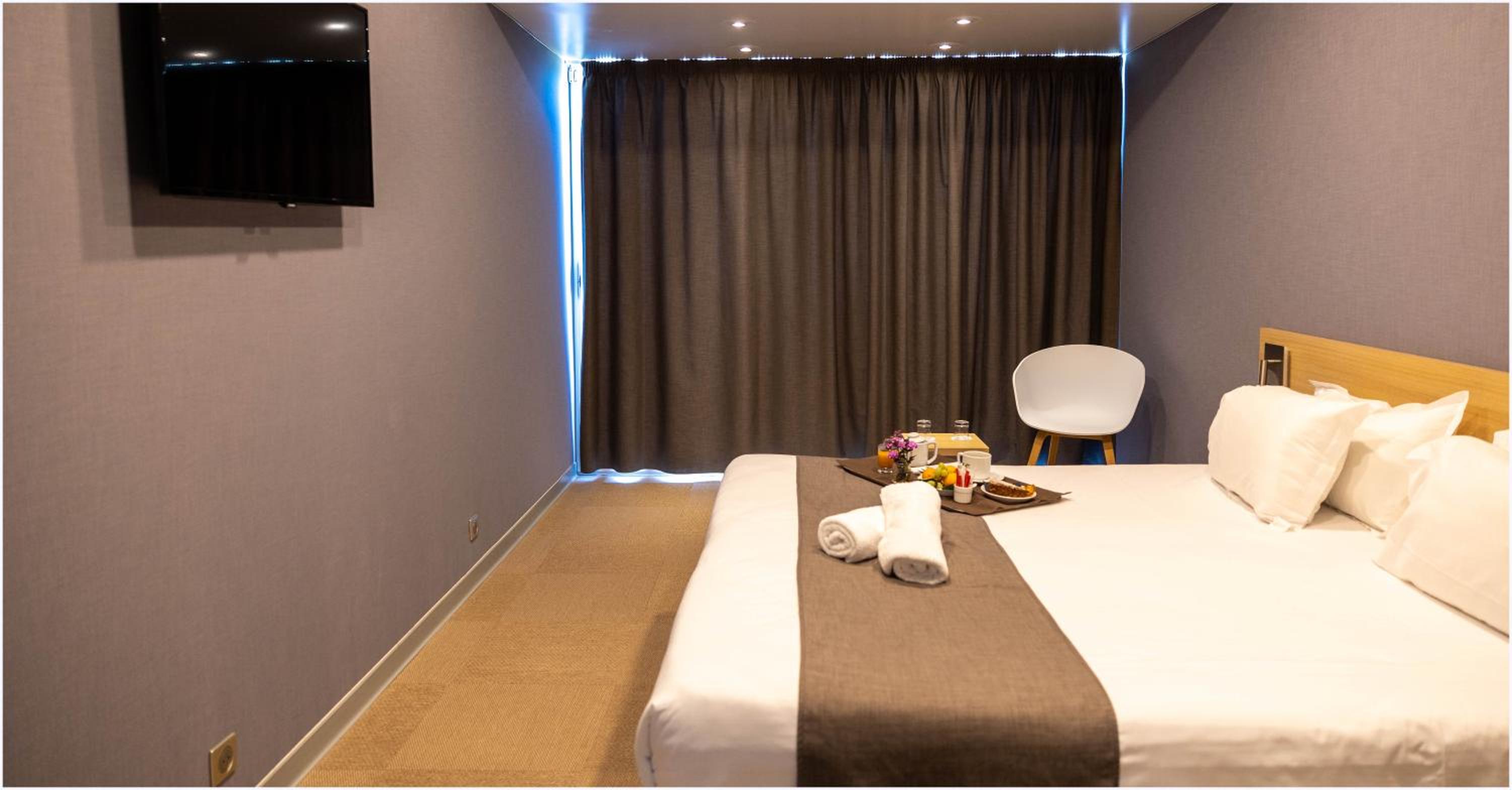 Standard Room - Sea View photo 2