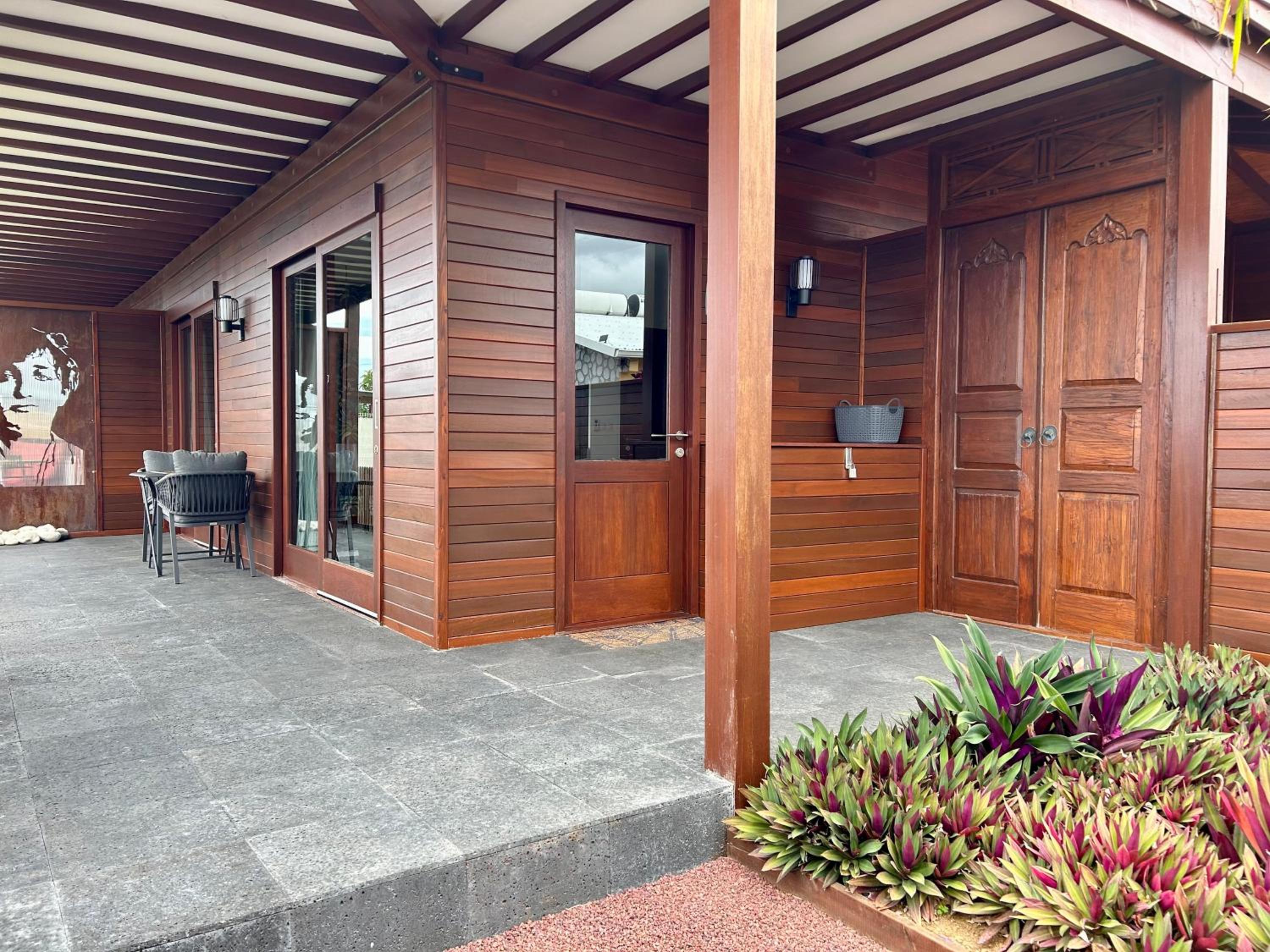 One-Bedroom House photo 3