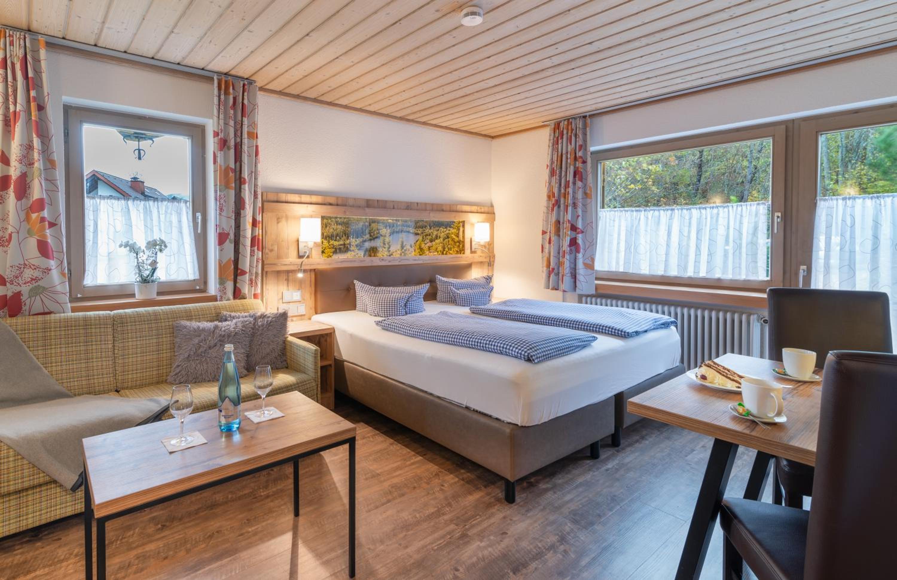 Studio Apartment at house Goldebuehl - 492 ft from hotel