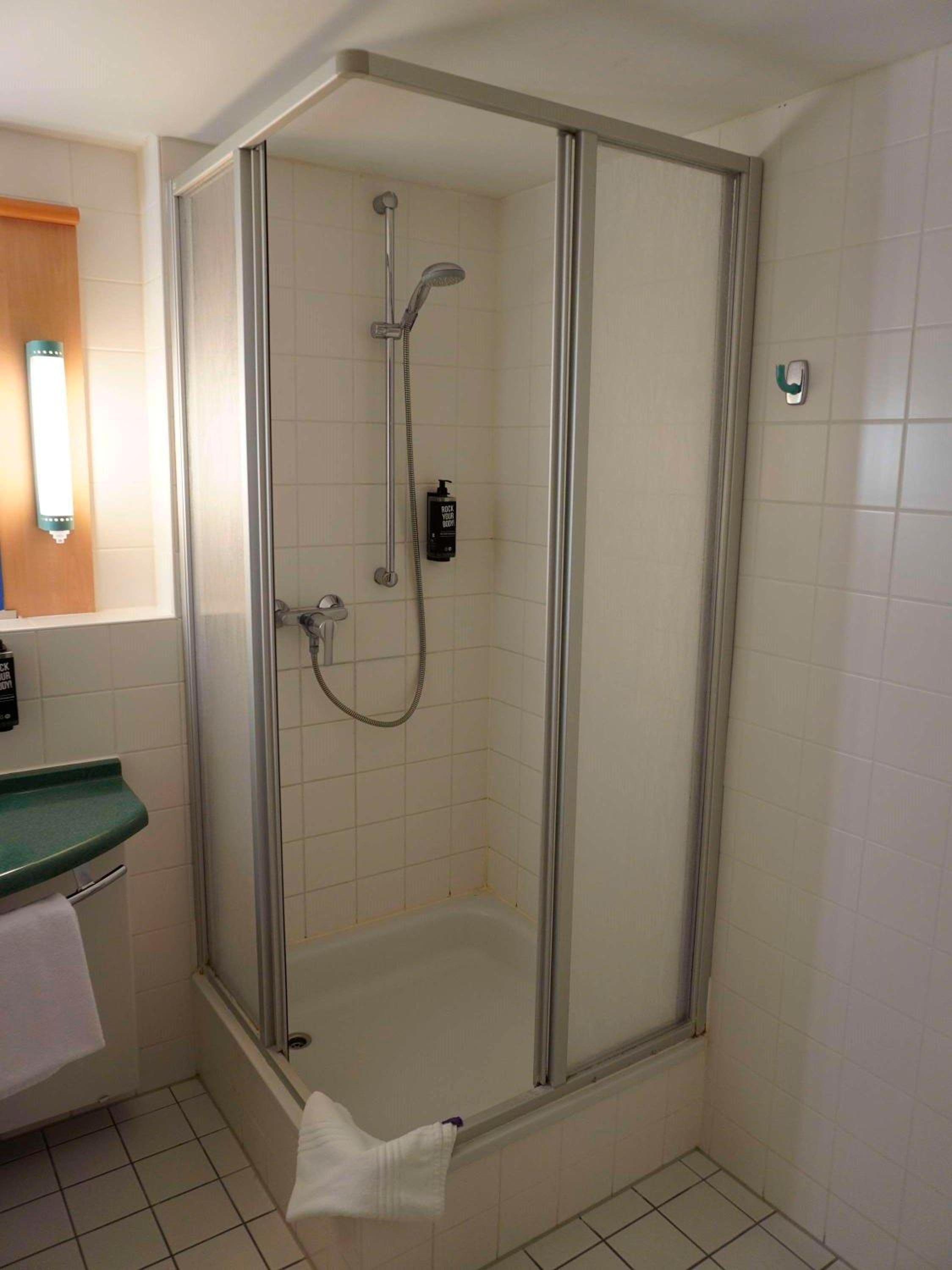 Double Room - Photo 13