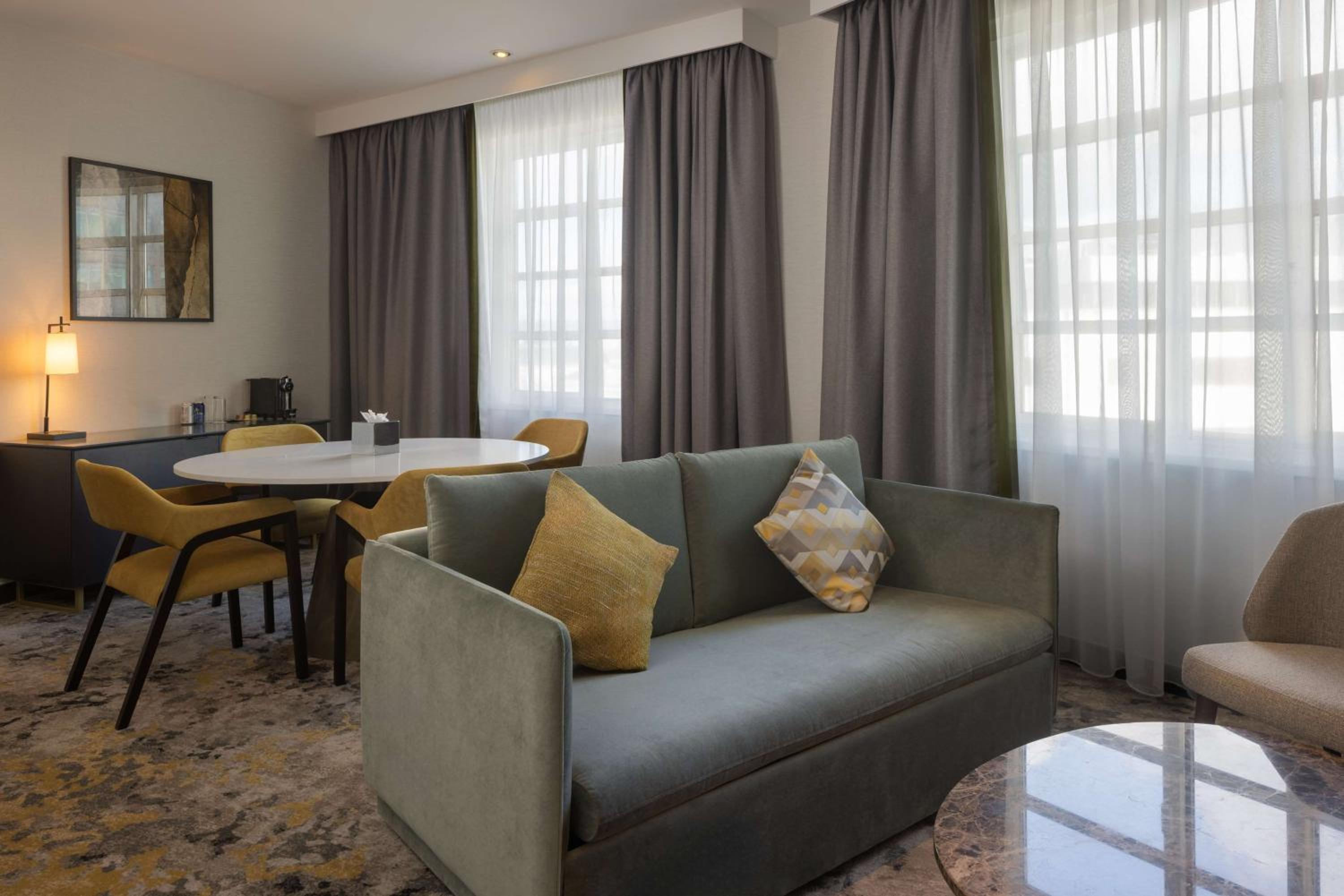 King Executive Suite - Photo 3