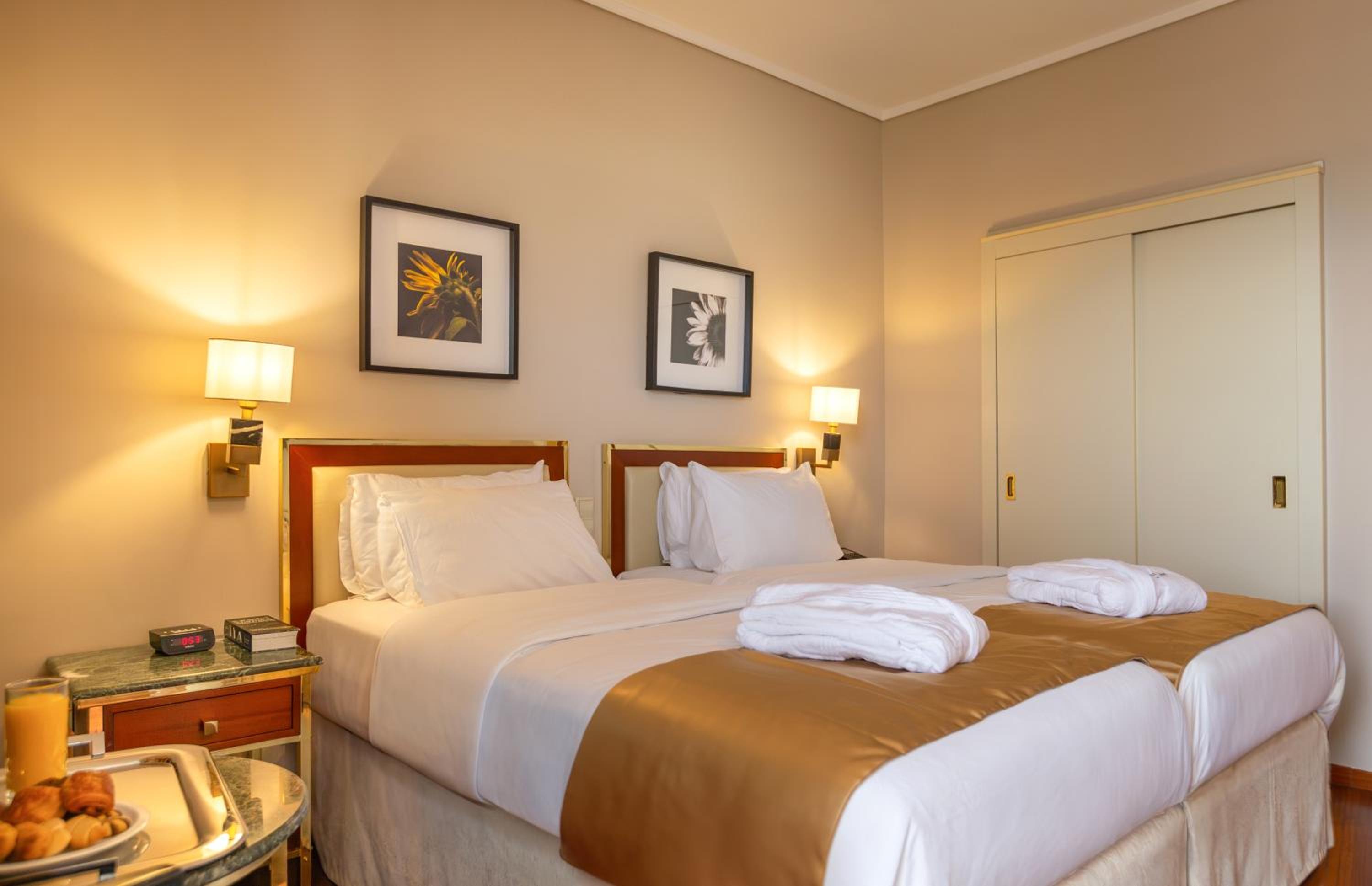 Double or Twin Room photo 2