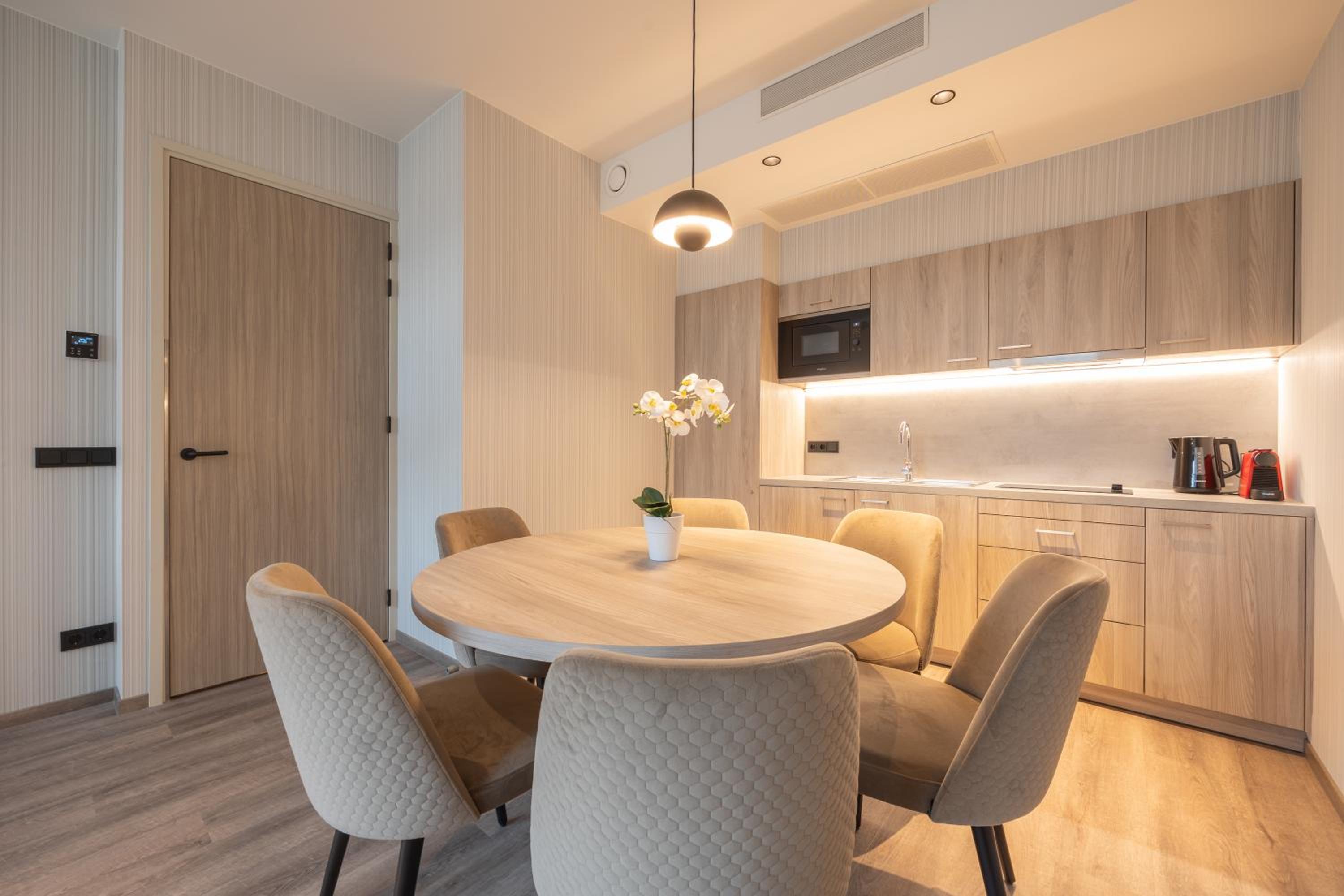 Maisonette photo 2