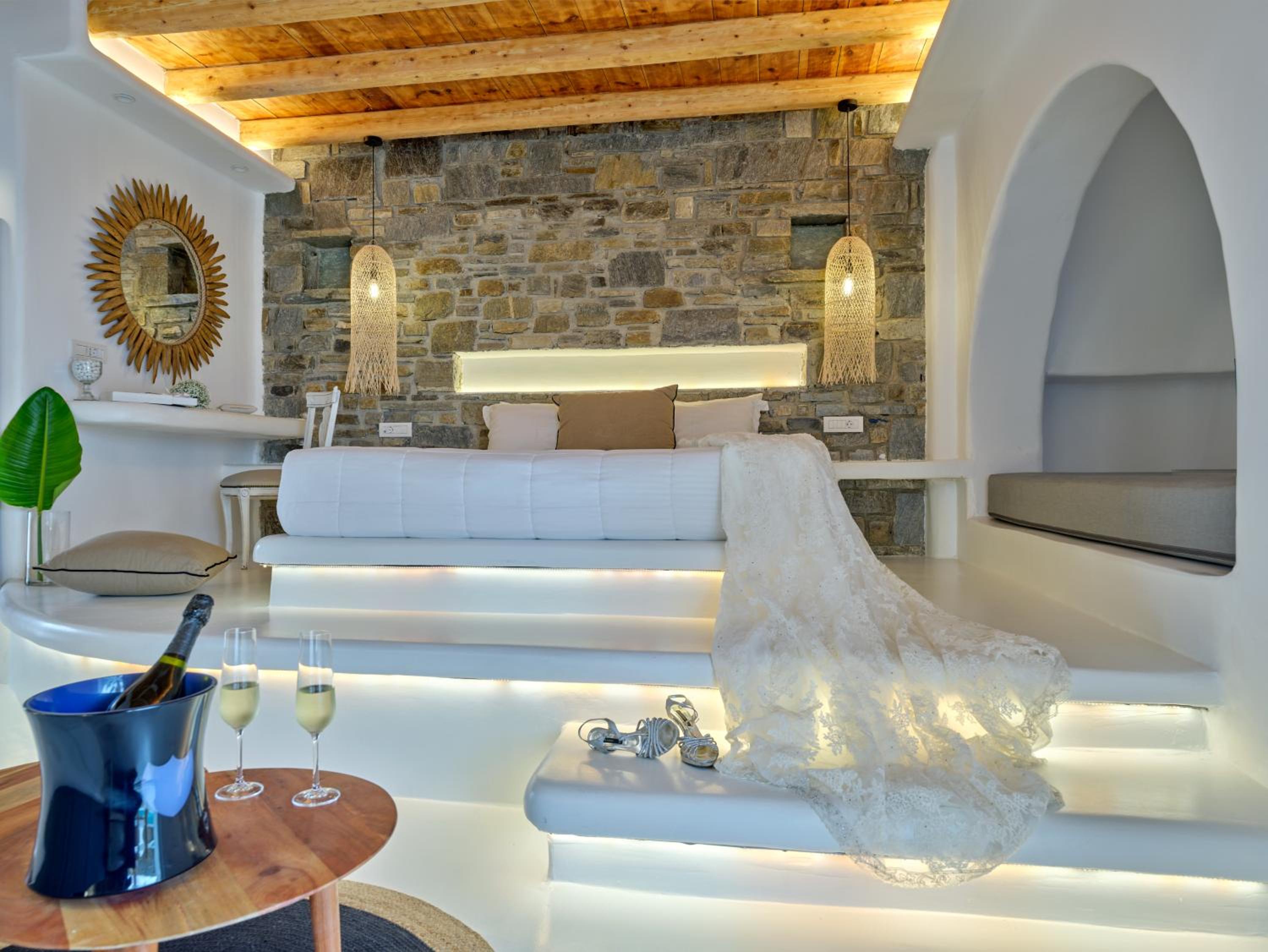 Suite with Private Pool photo 3