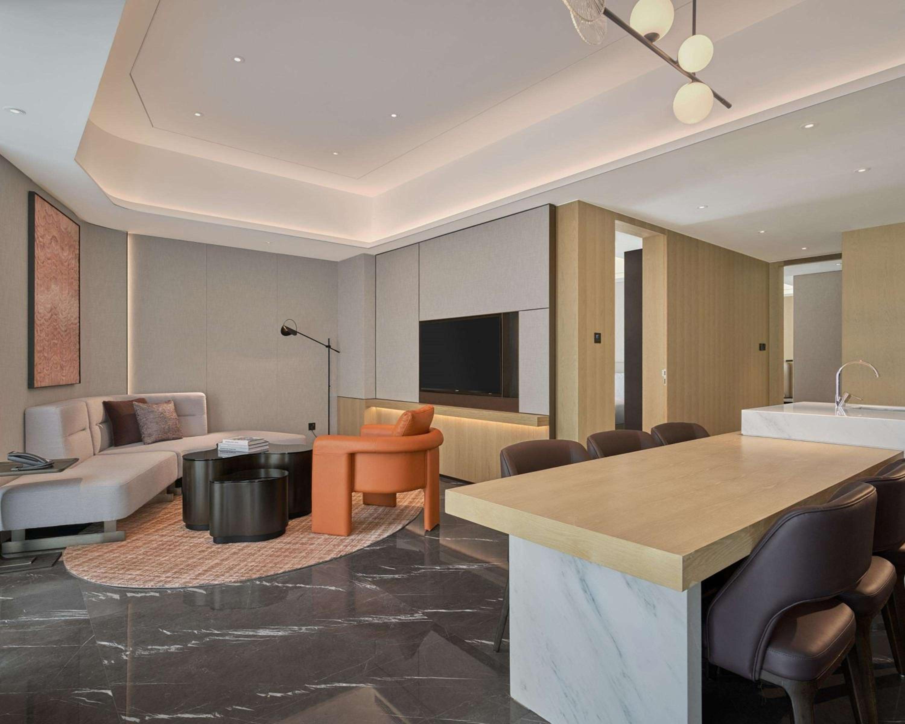 Two-Bedroom King Suite with Kitchen and Two King Beds