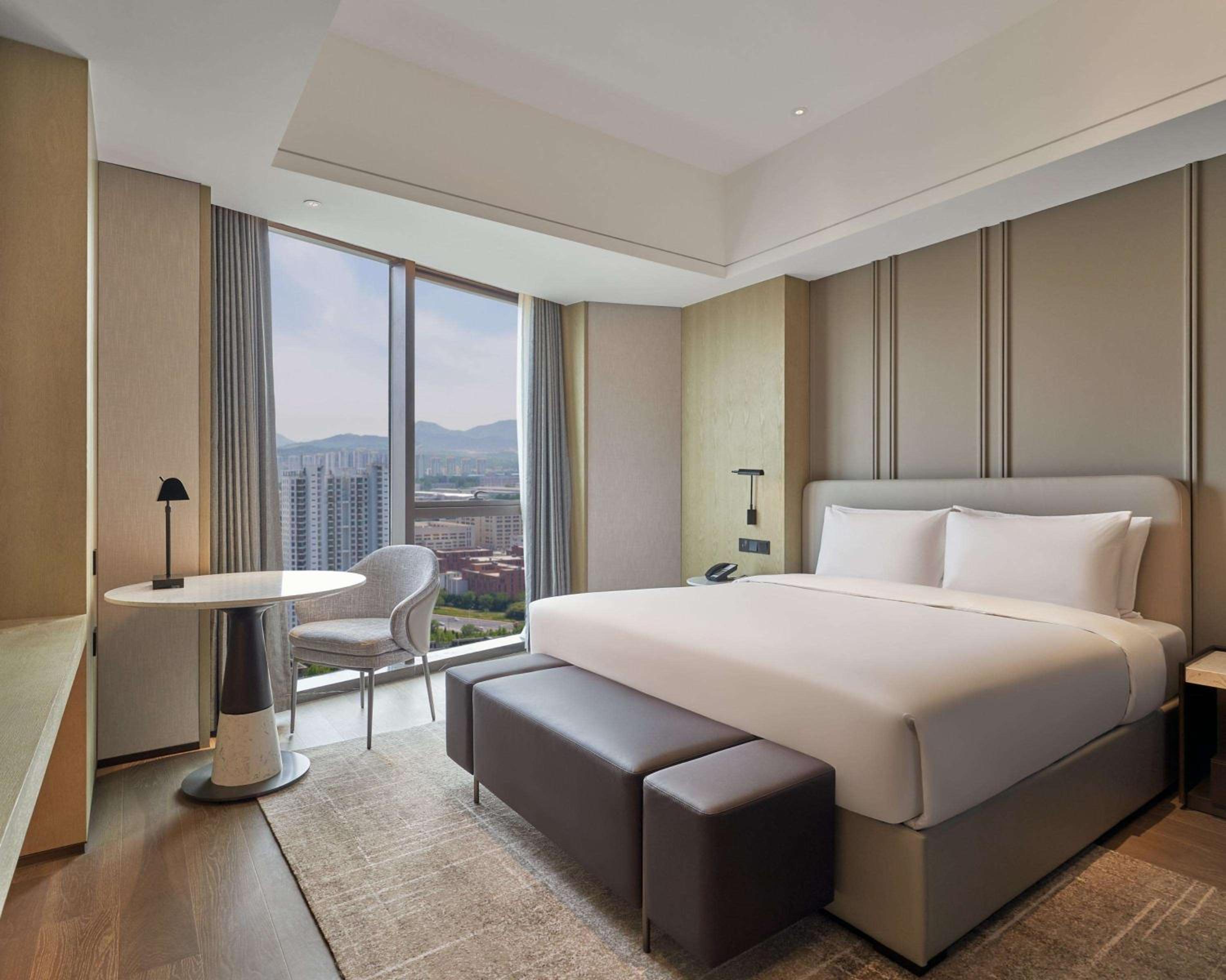 King Suite with Kitchen